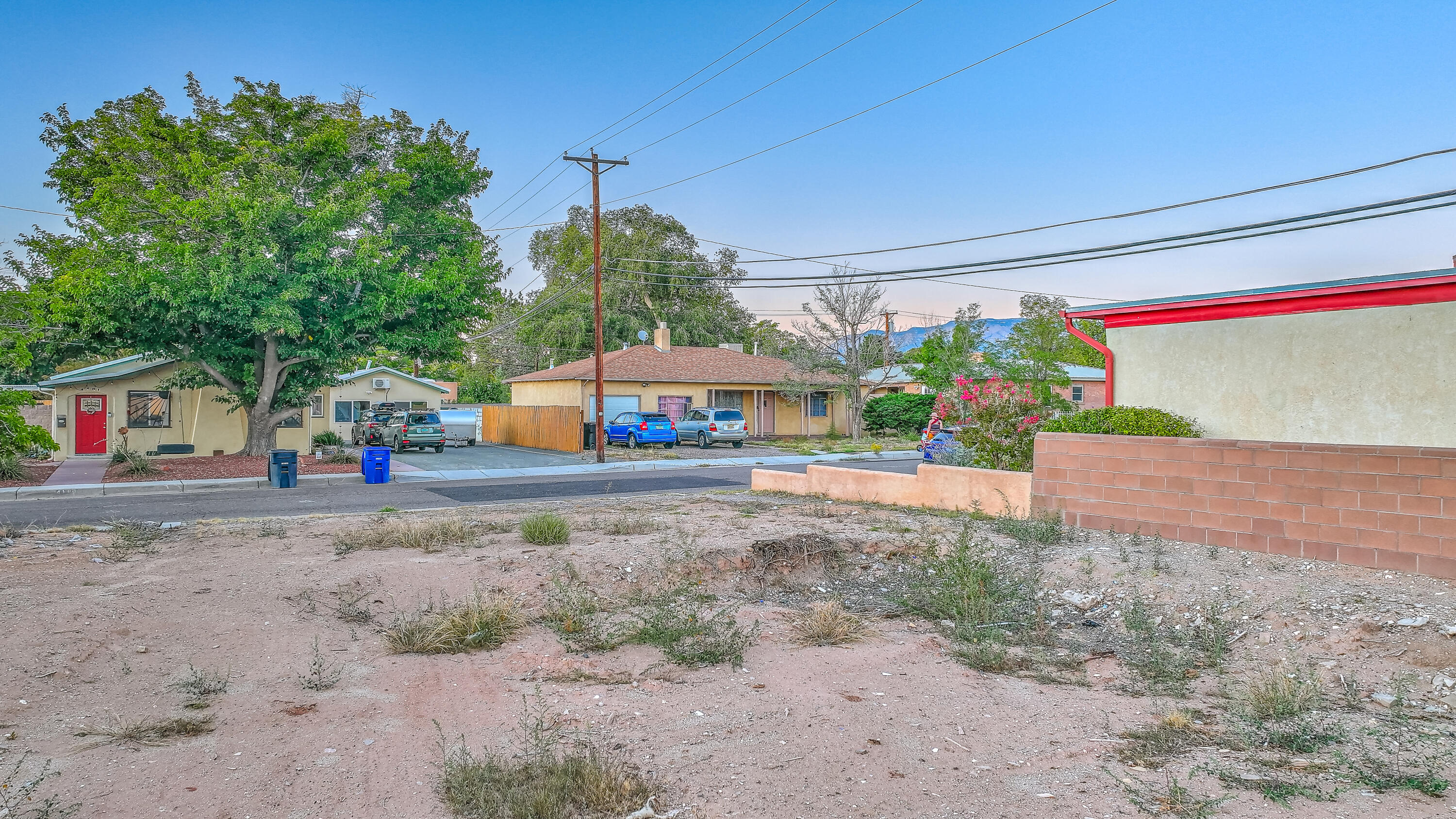 4100 RIDGELEY Avenue NE