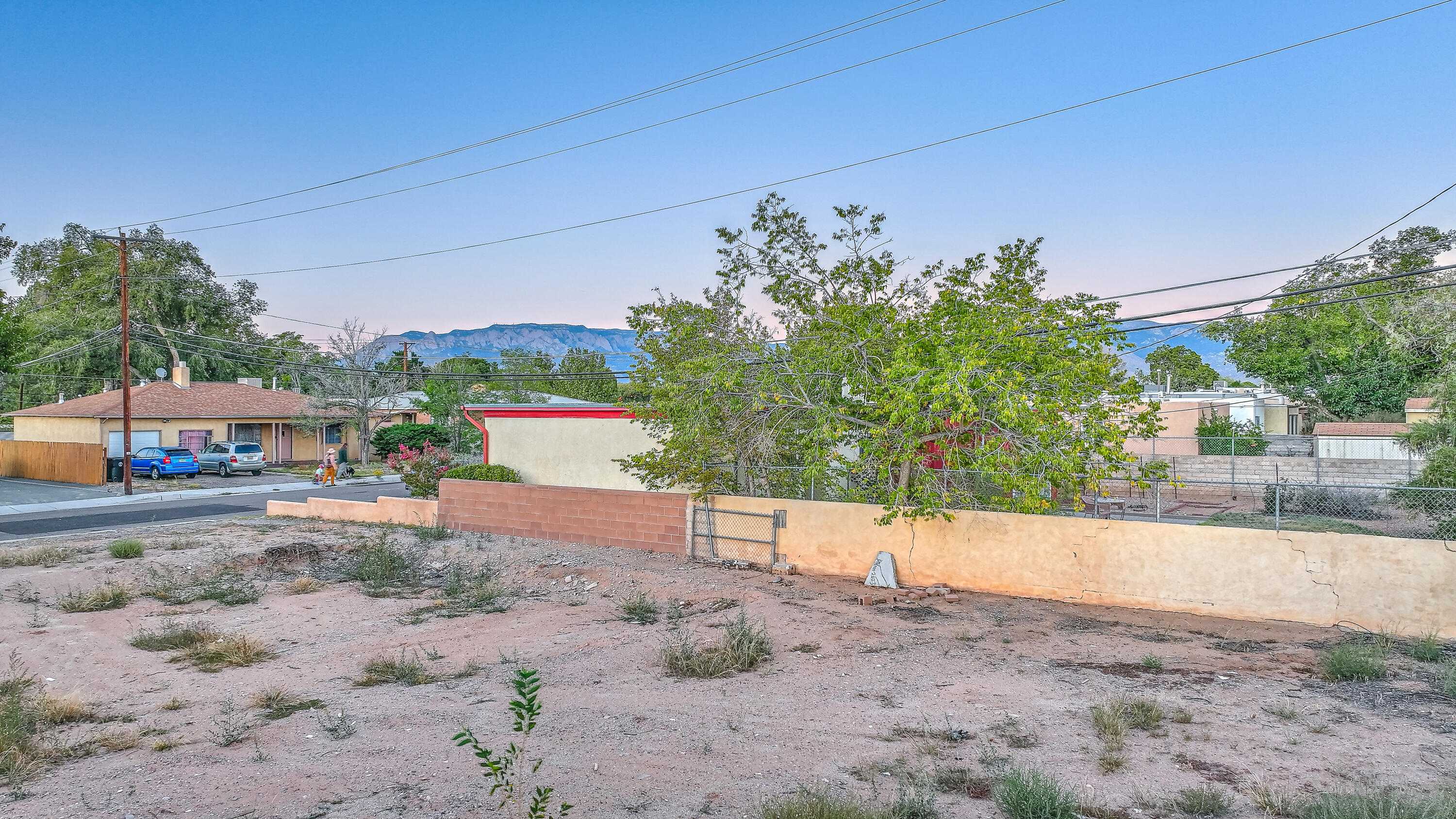 4100 RIDGELEY Avenue NE