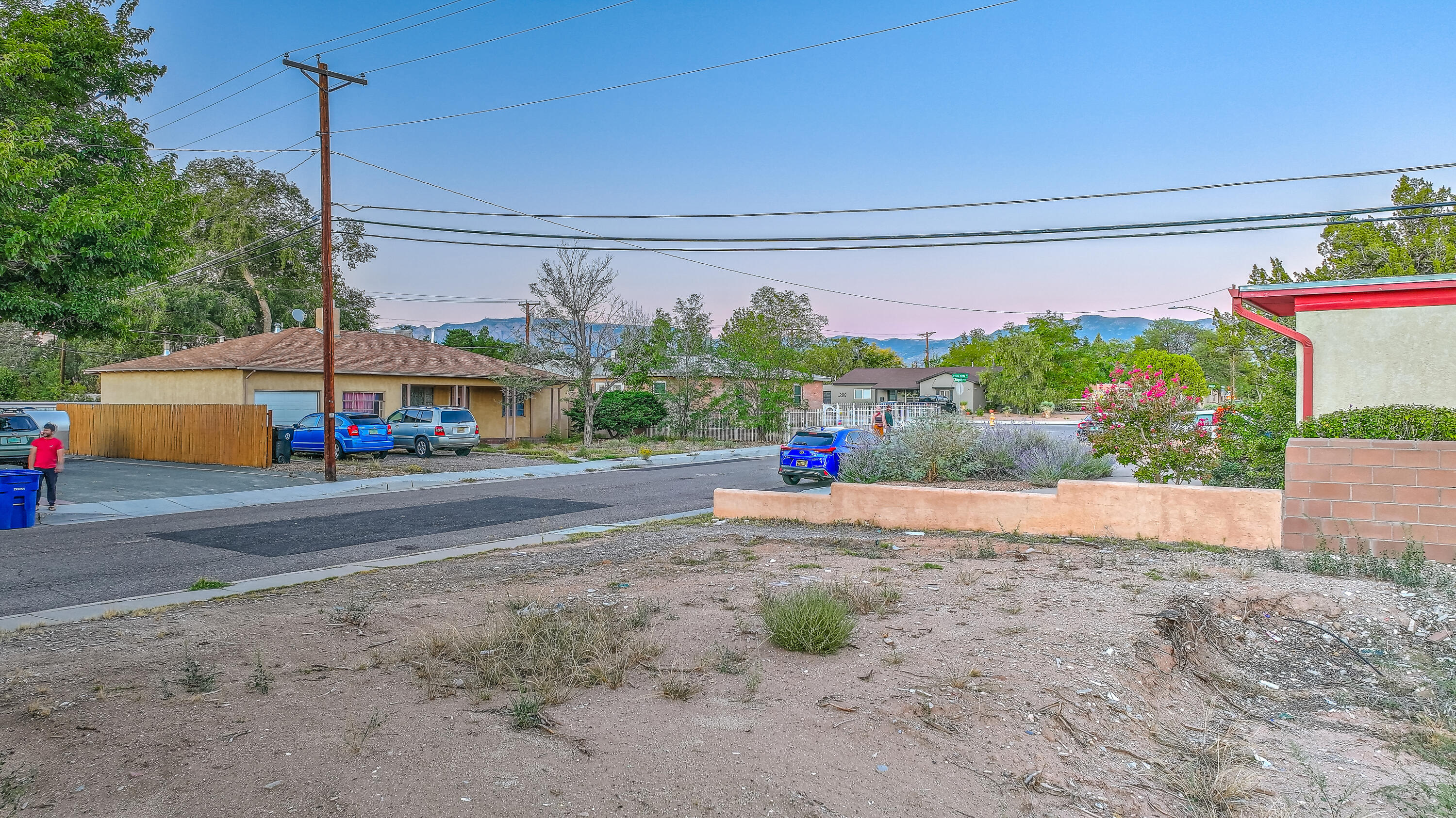 4100 RIDGELEY Avenue NE