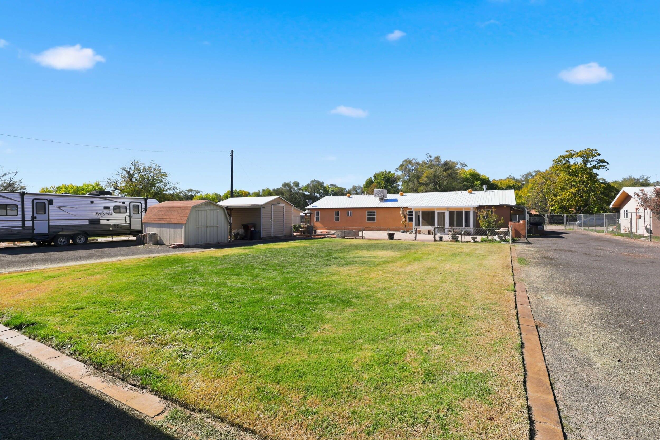 330 Ranchitos Road