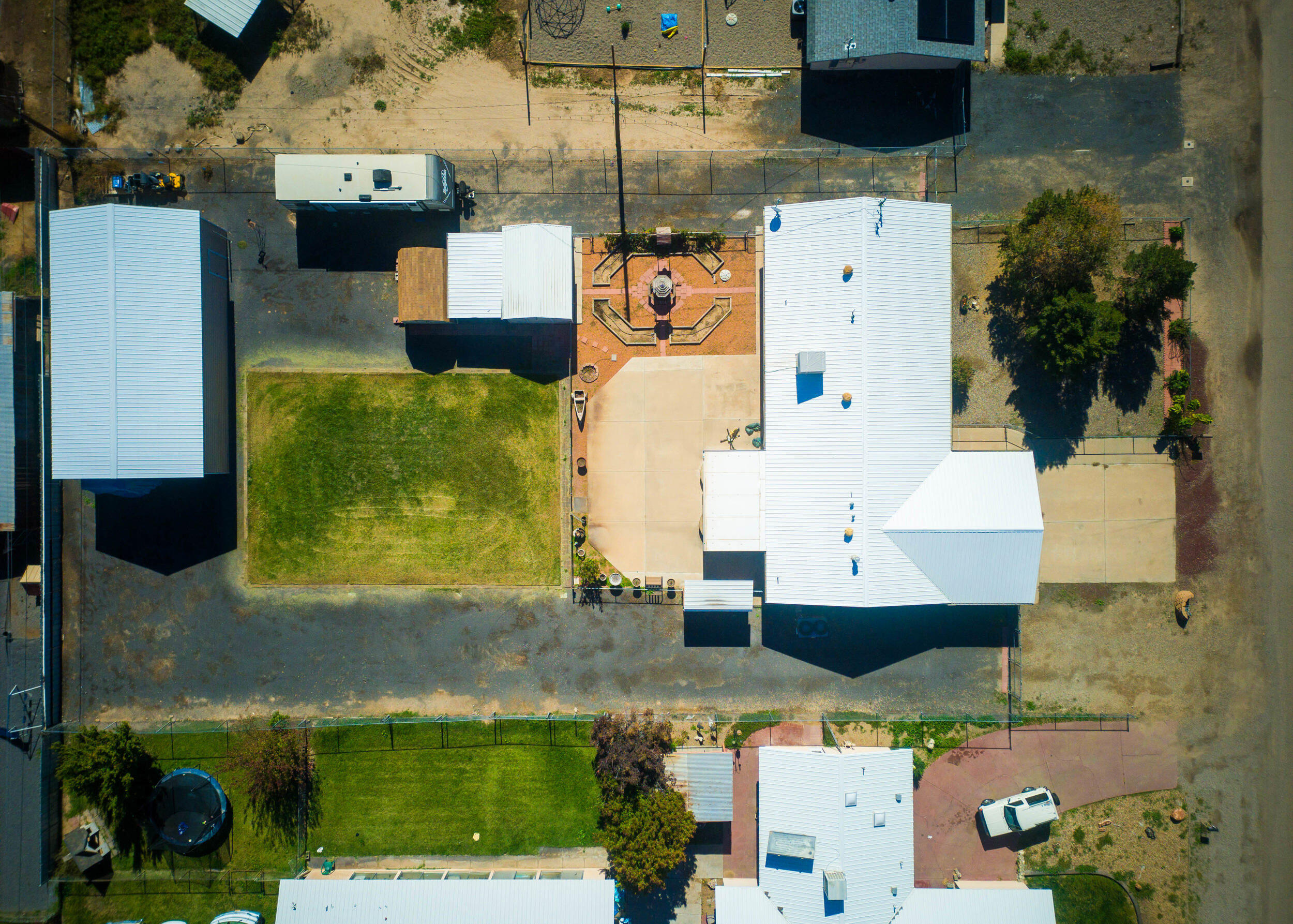 330 Ranchitos Road