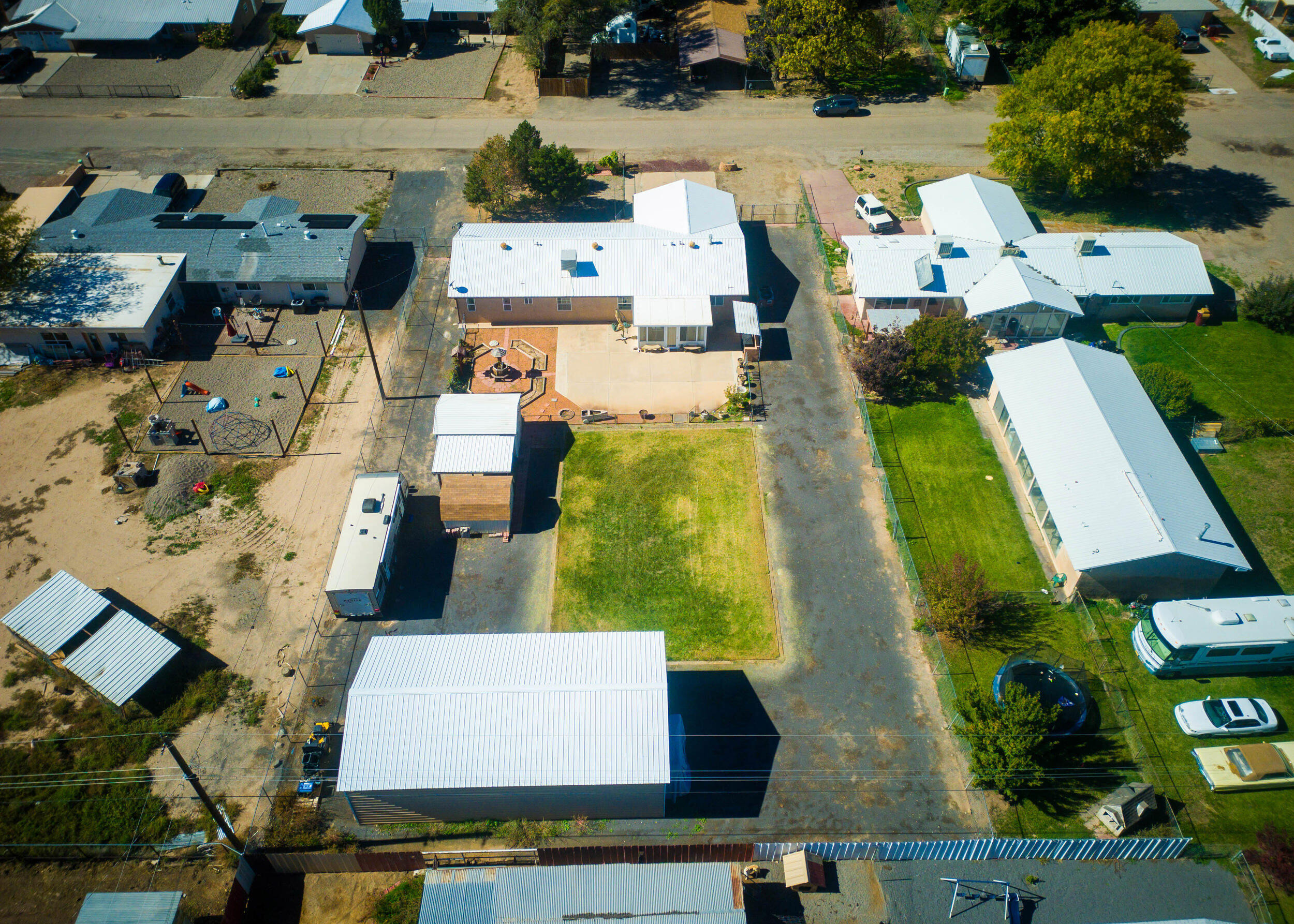 330 Ranchitos Road