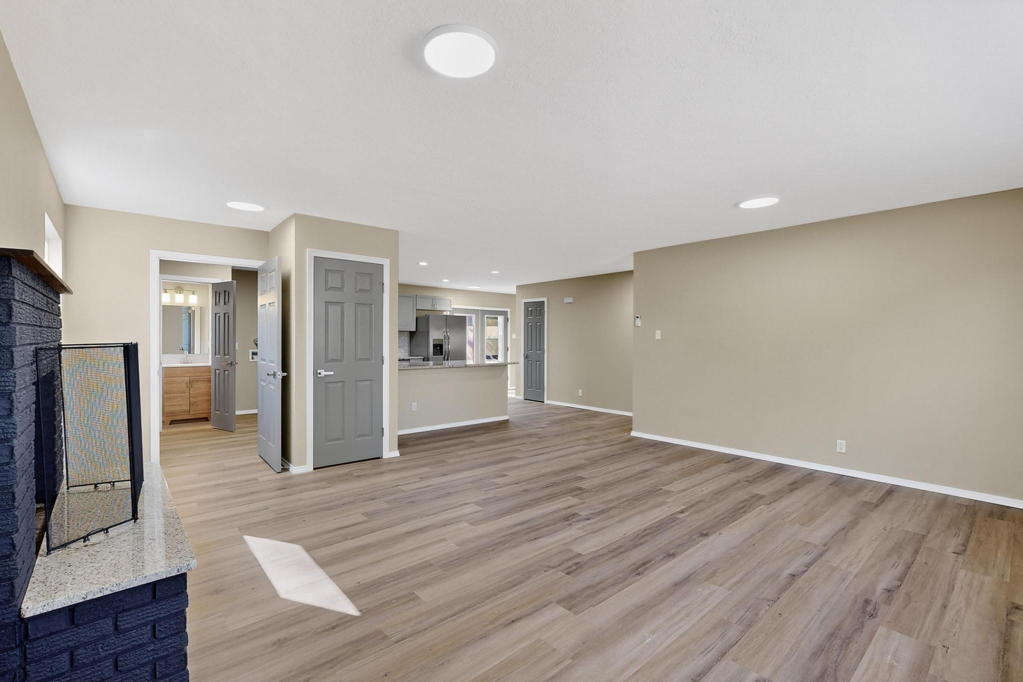 1135 Lillie Drive