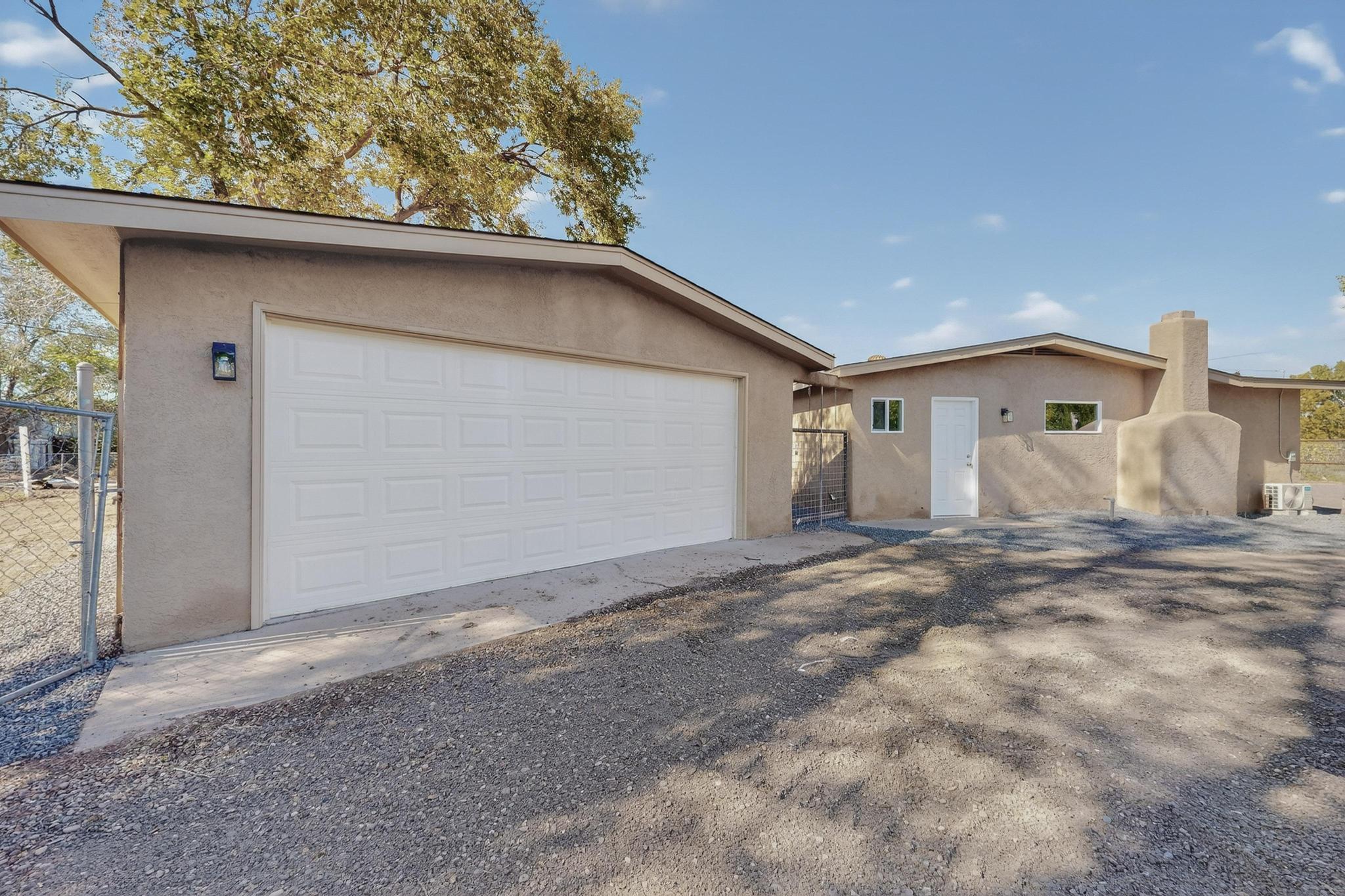 1135 Lillie Drive