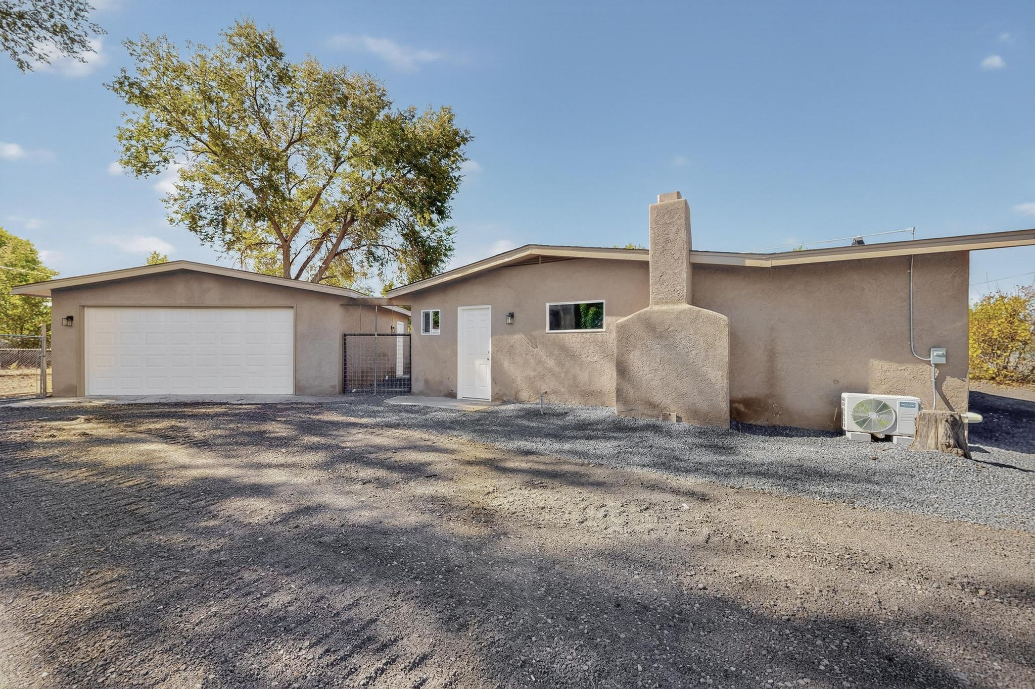 1135 Lillie Drive