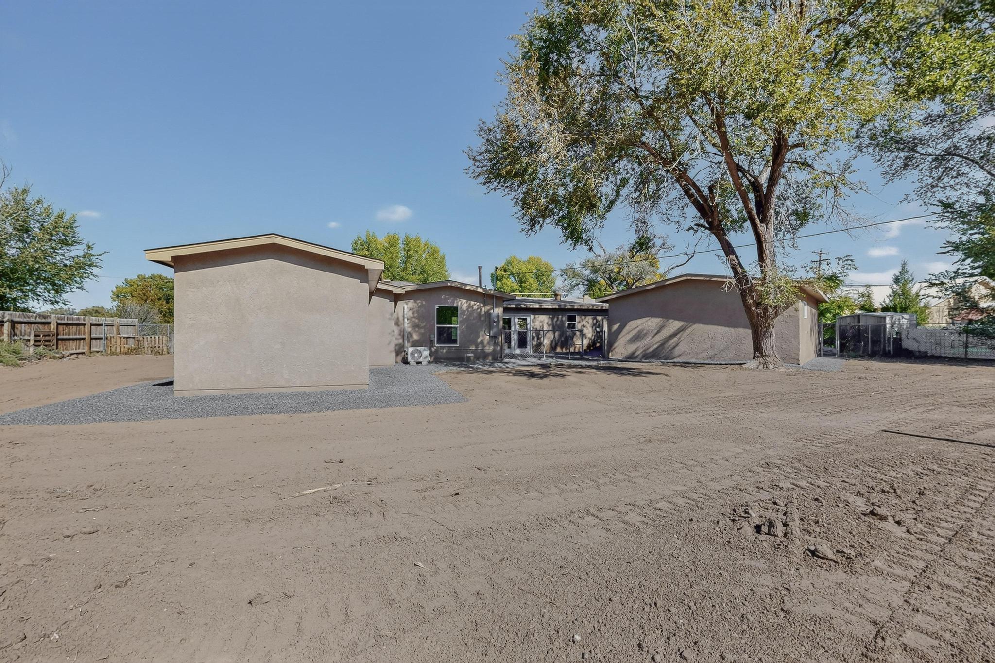 1135 Lillie Drive