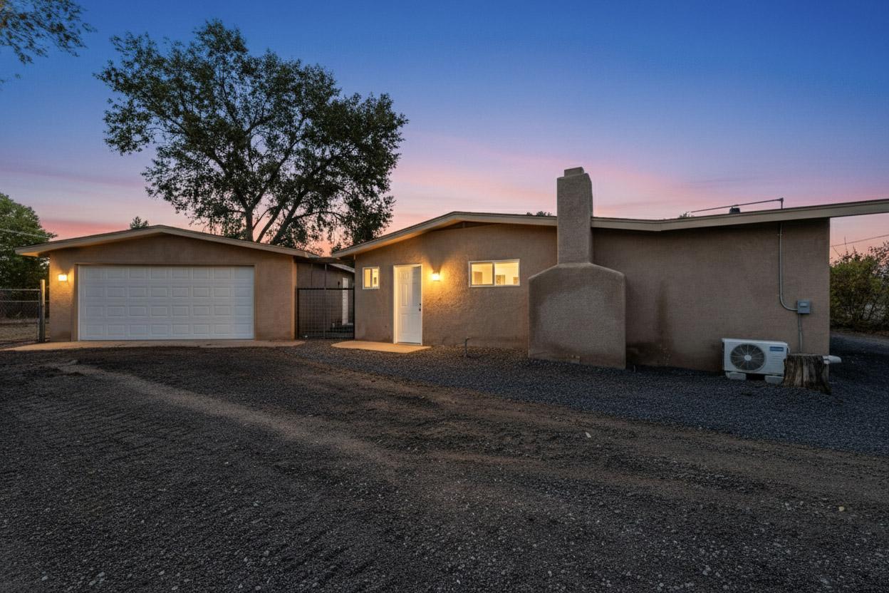 1135 Lillie Drive