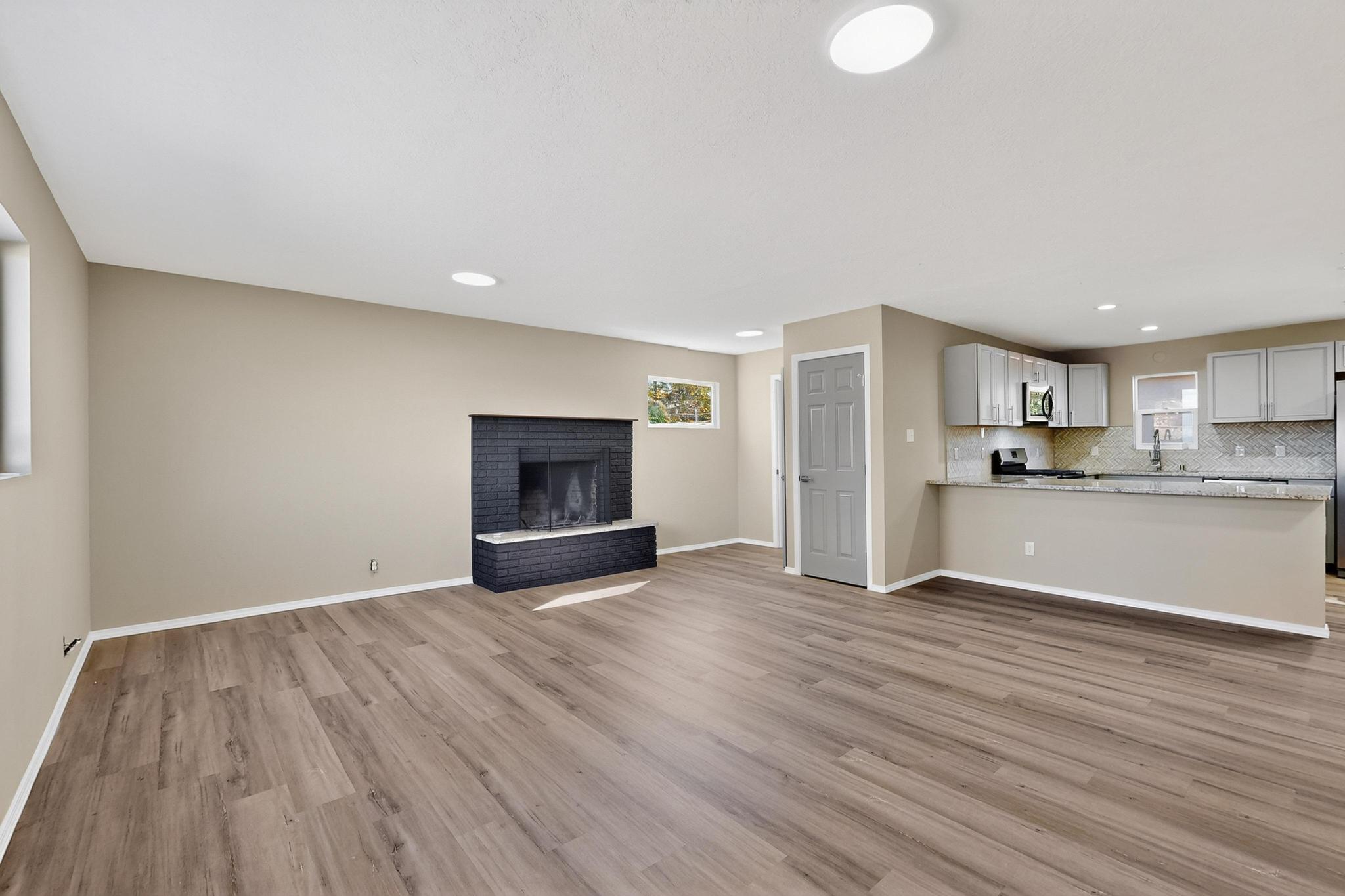 1135 Lillie Drive