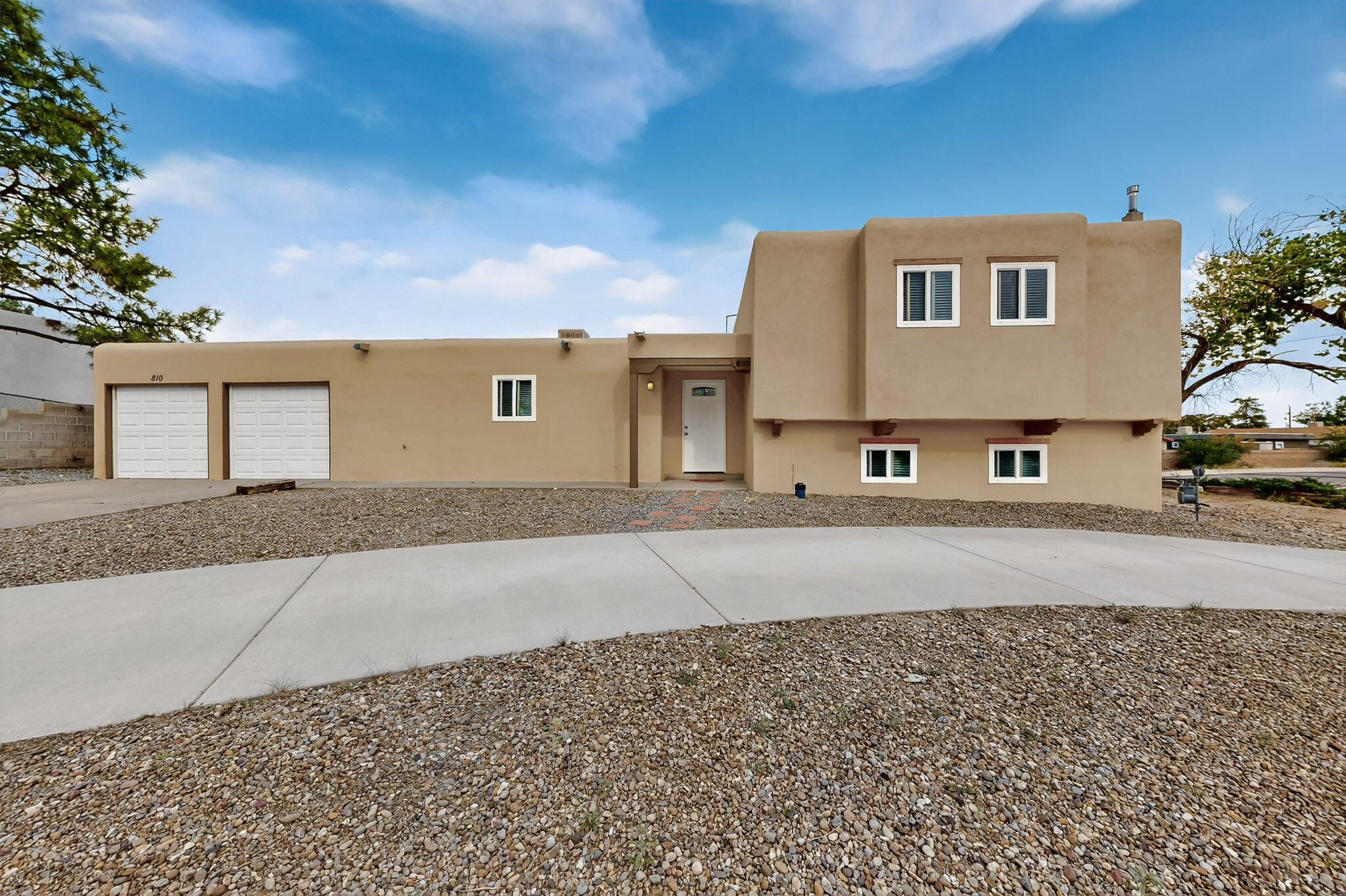 810 San Juan De Rio Drive SE