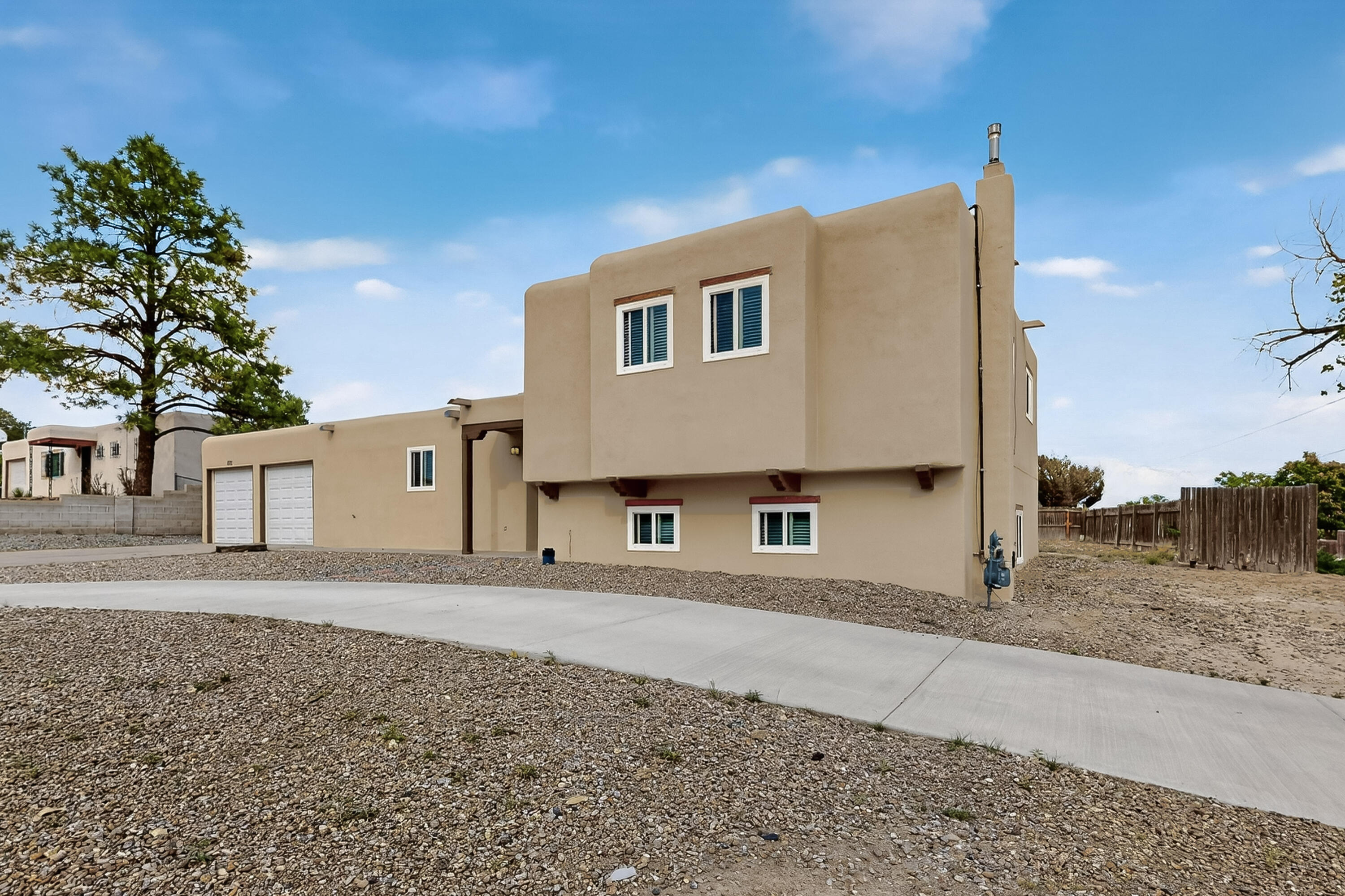 810 San Juan De Rio Drive SE