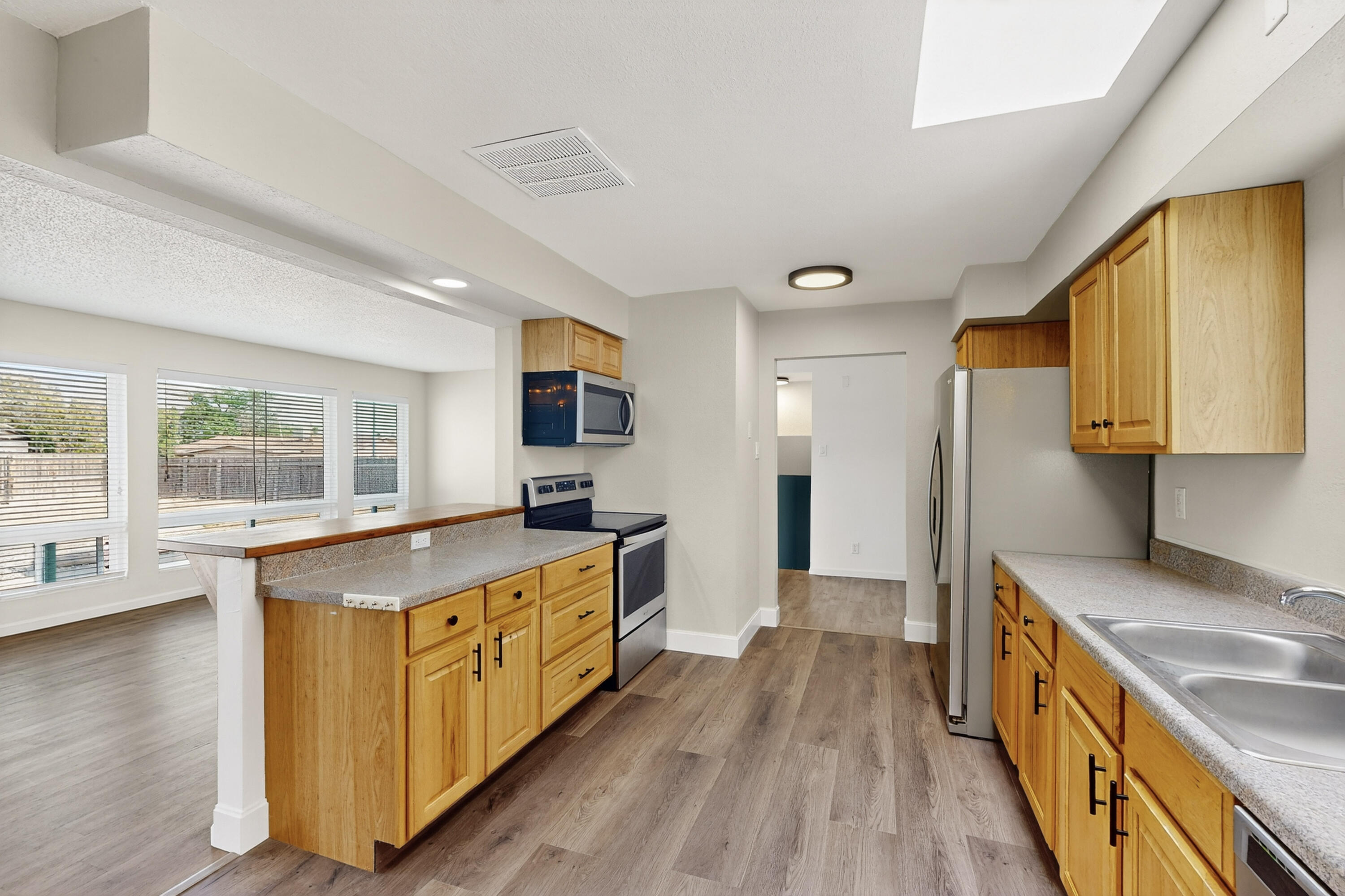 810 San Juan De Rio Drive SE