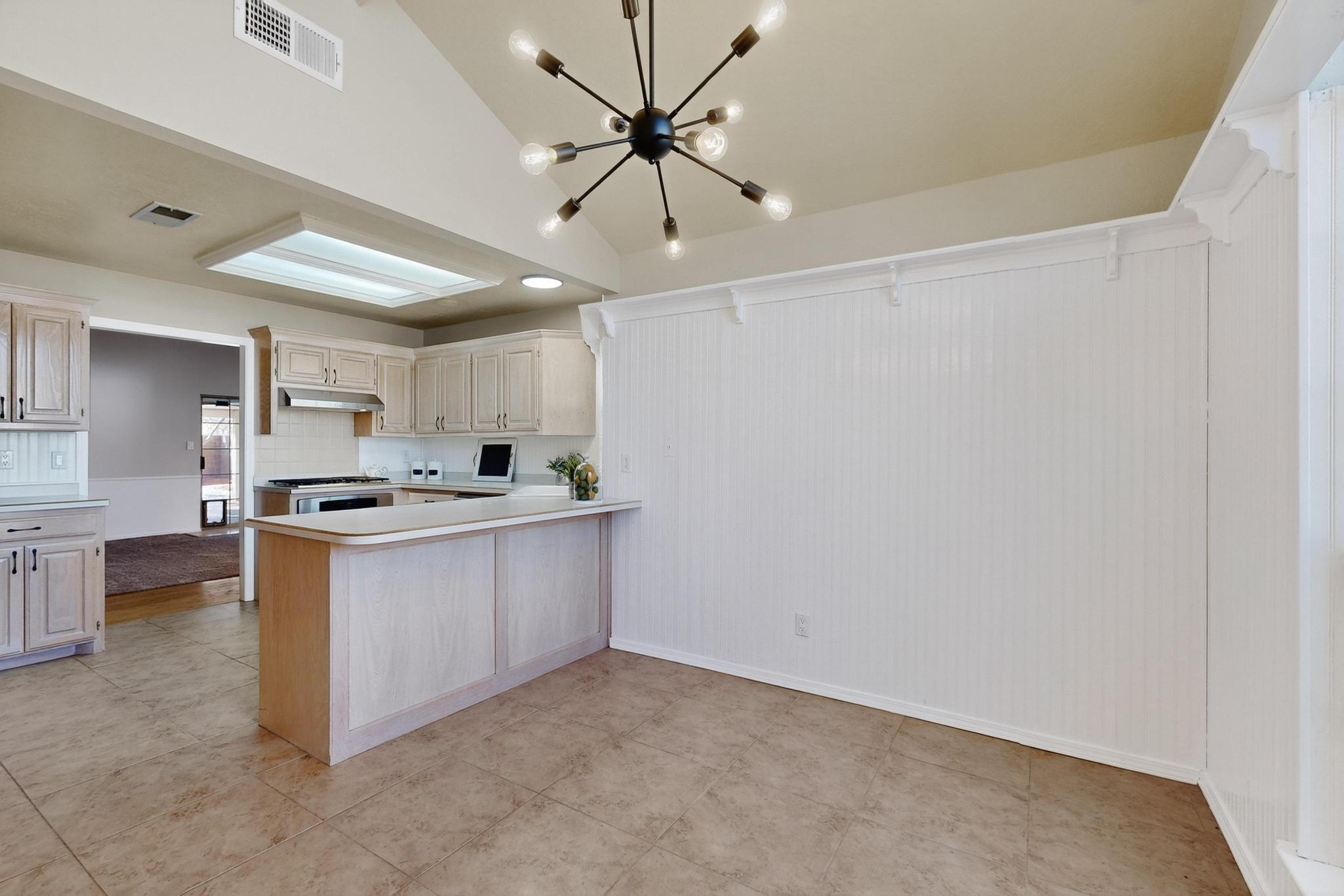 4612 Lobelia Road NW