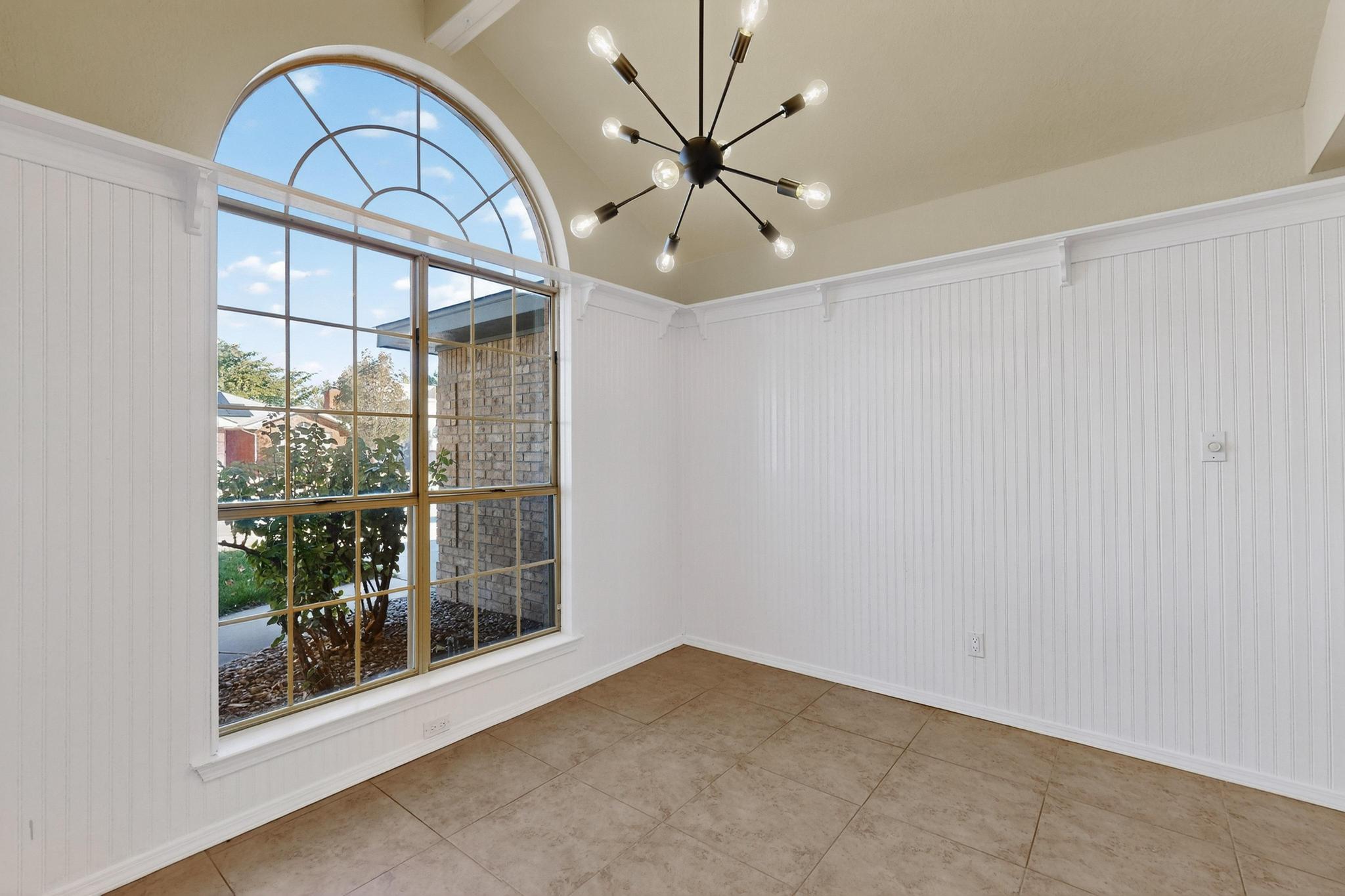 4612 Lobelia Road NW