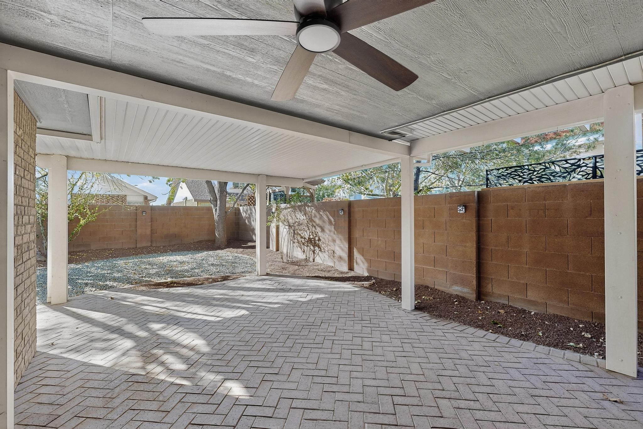 4612 Lobelia Road NW