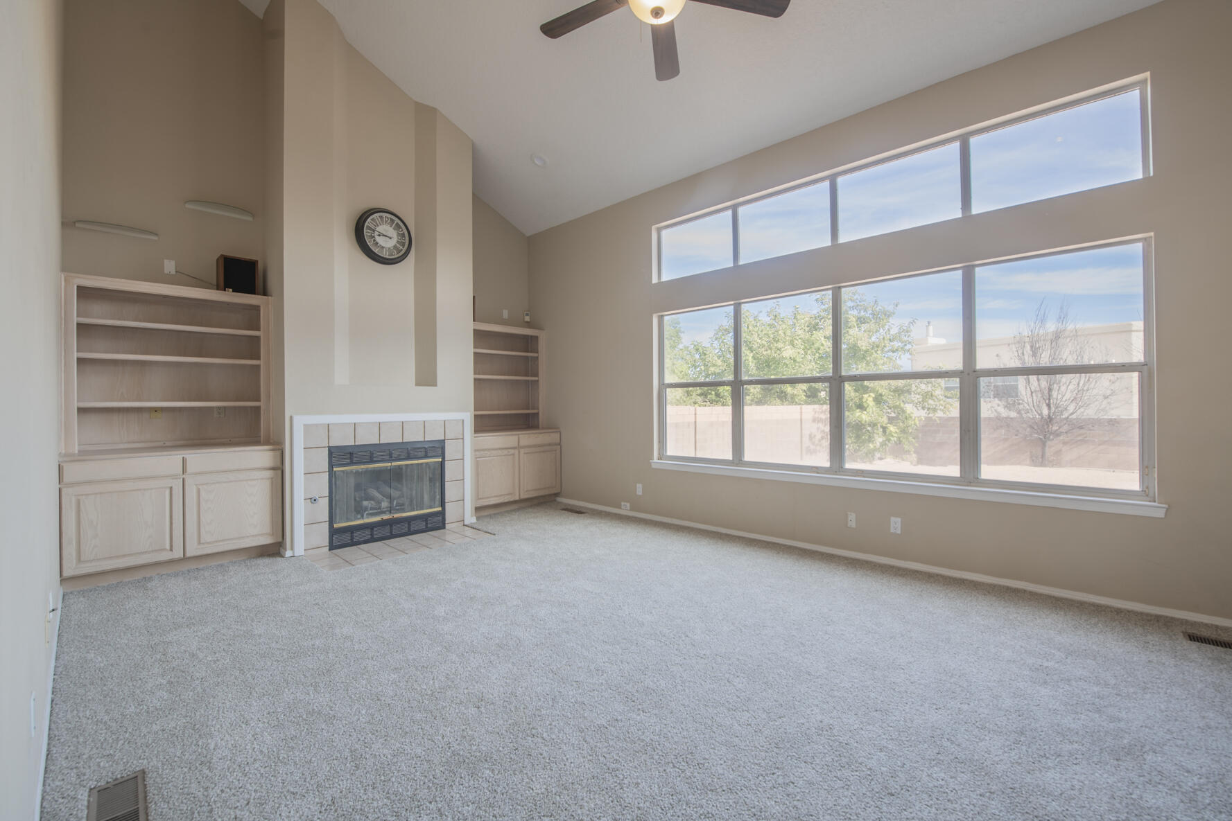 10516 Calle Sombra NW