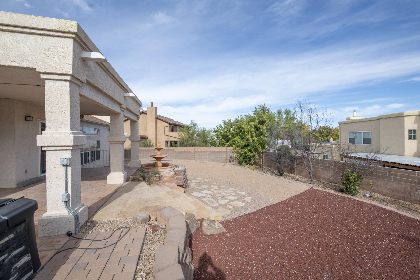 10516 Calle Sombra NW