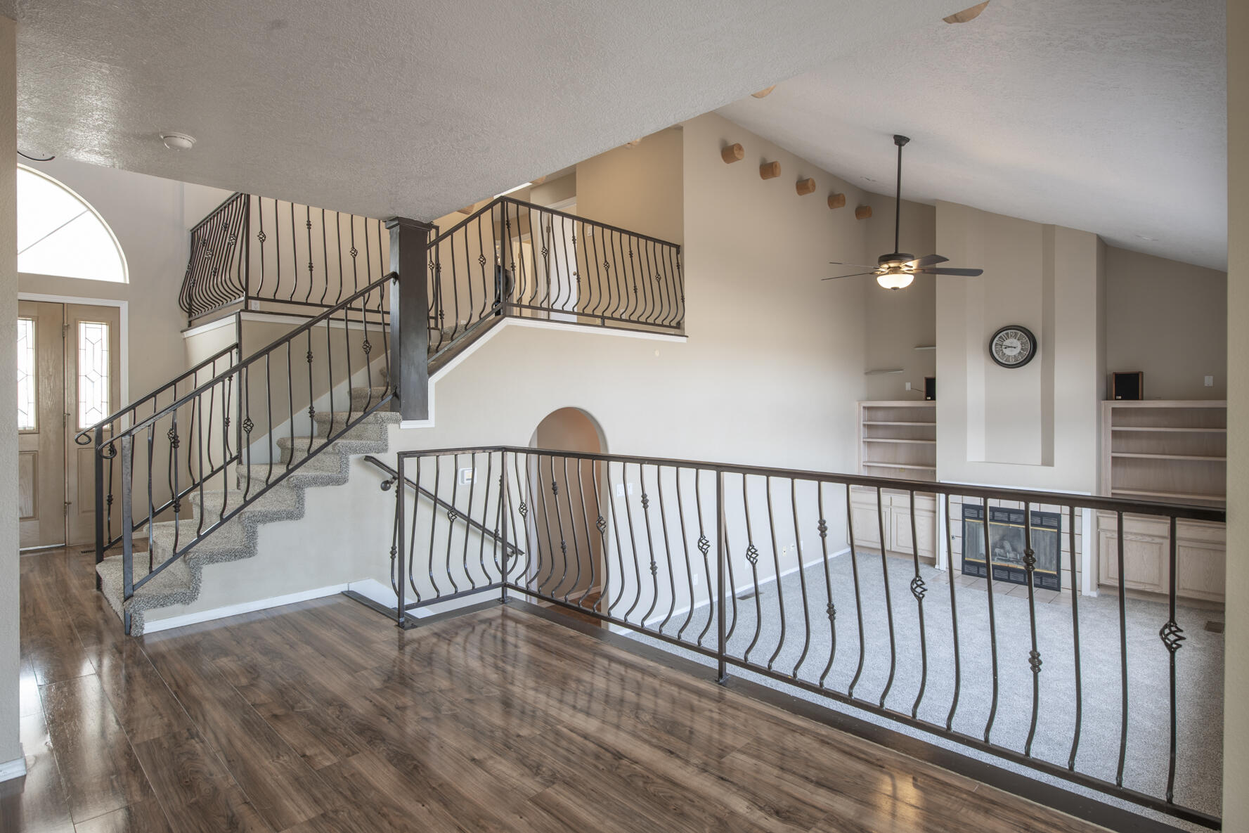 10516 Calle Sombra NW