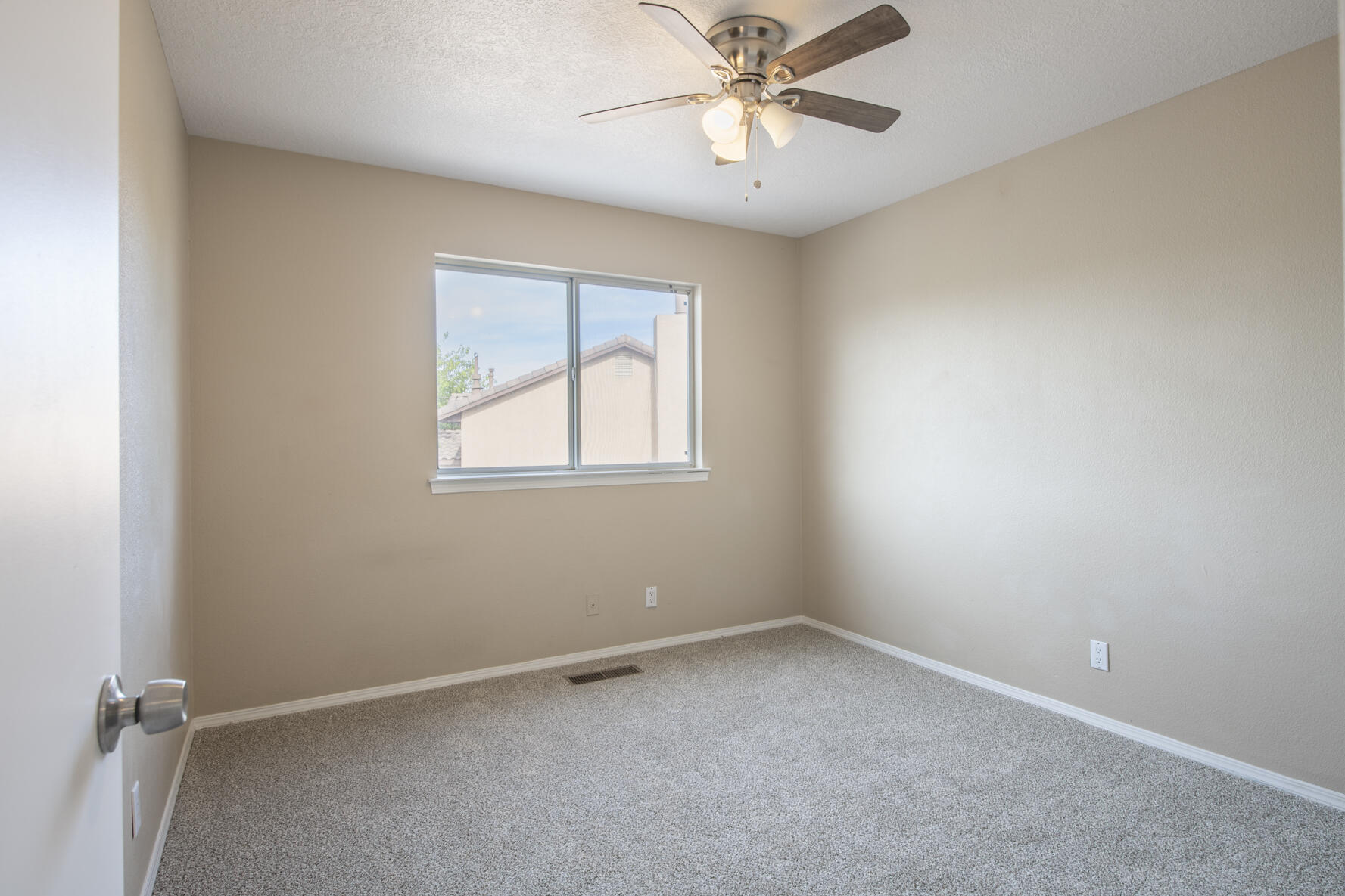 10516 Calle Sombra NW