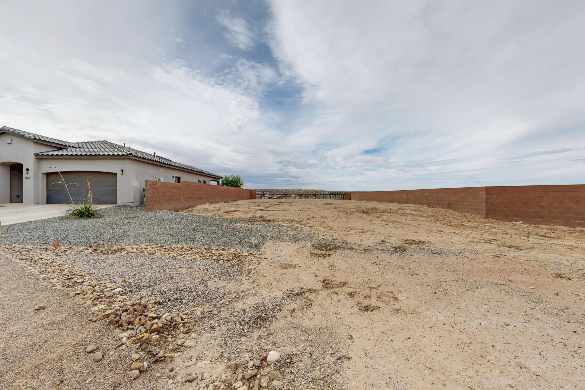 1211 Grace Street NE