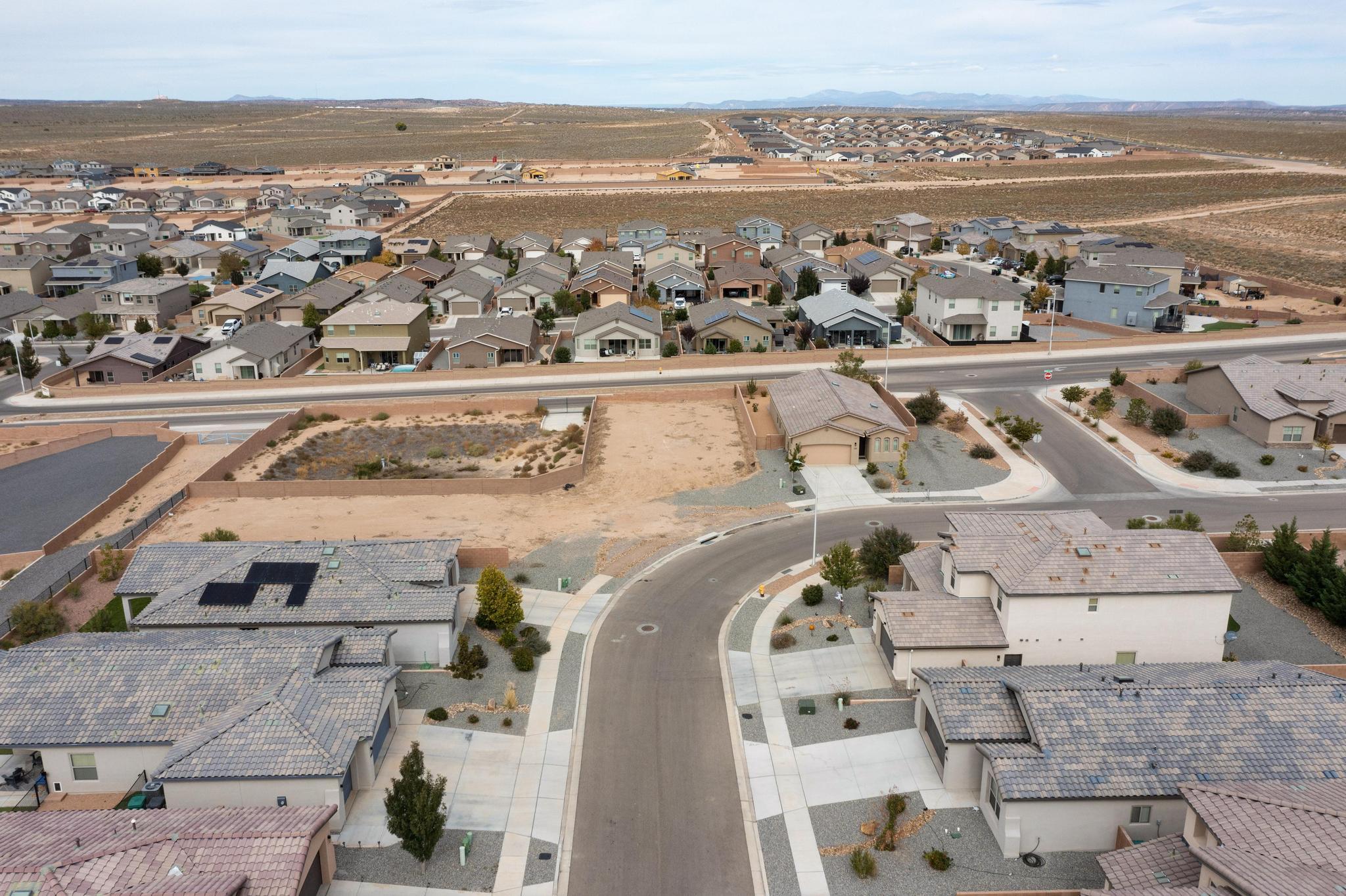 1215 Grace Street NE