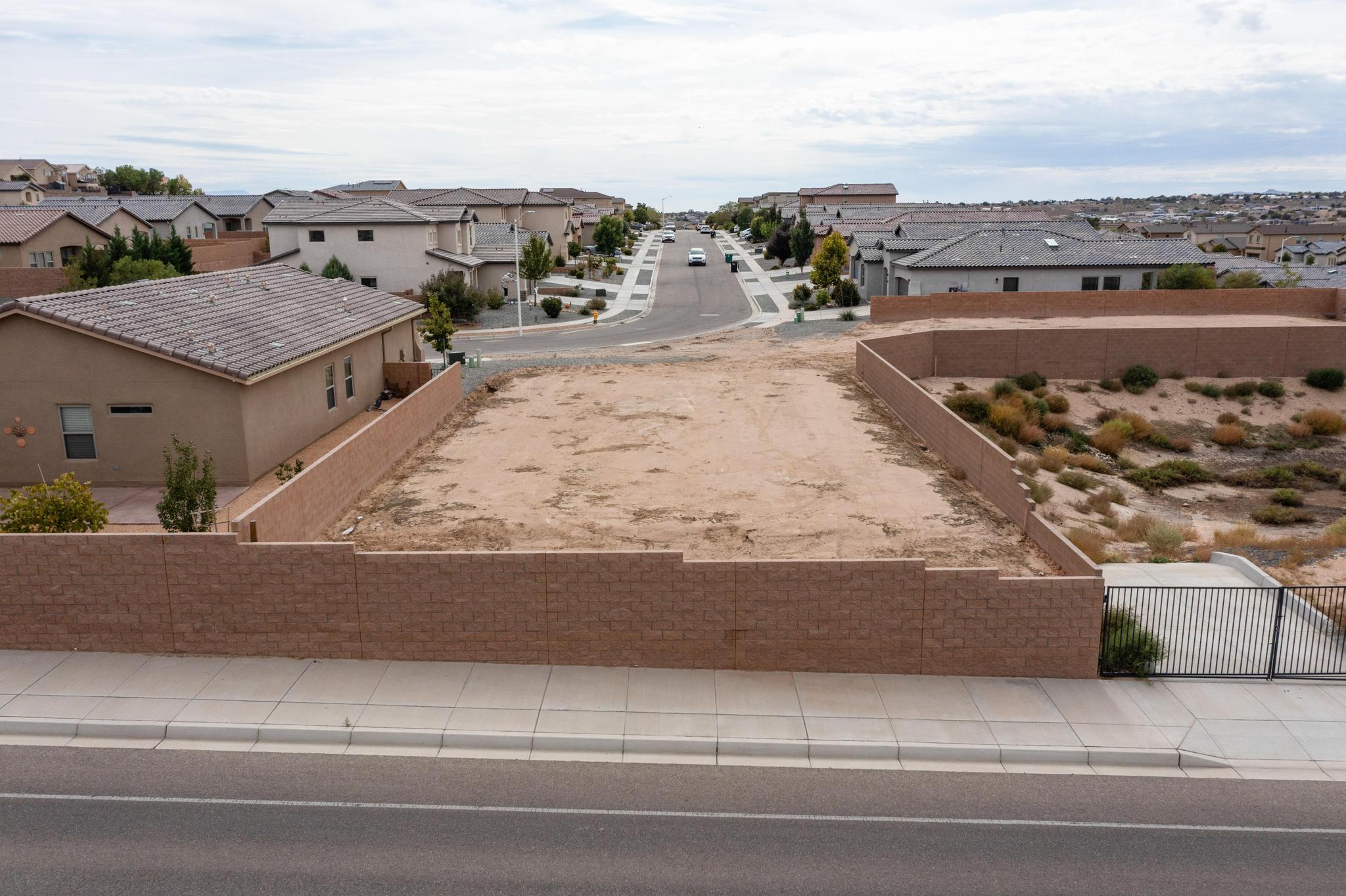 1215 Grace Street NE