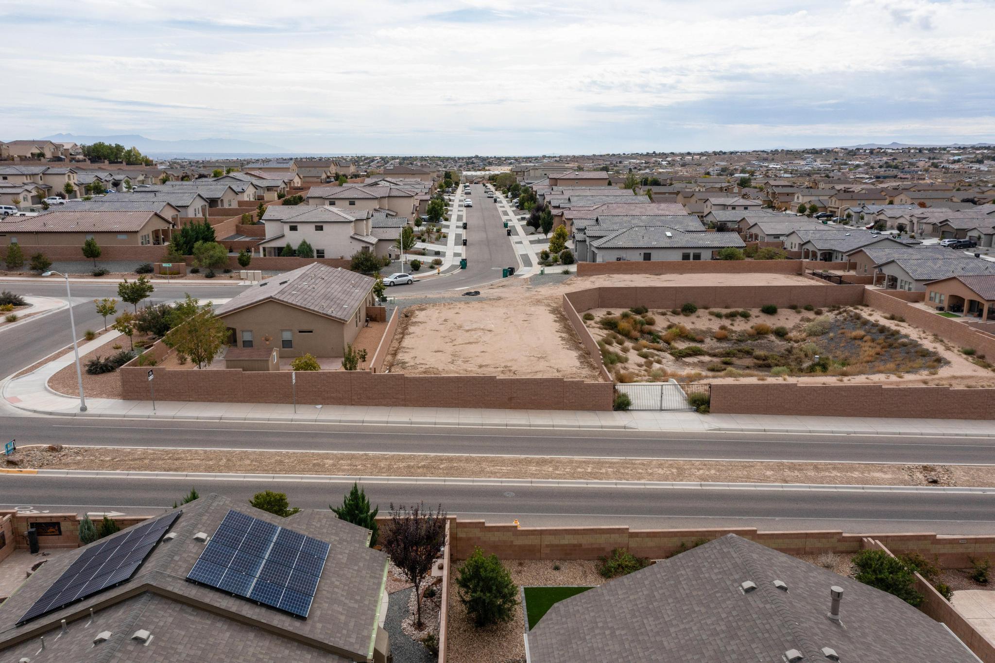 1215 Grace Street NE