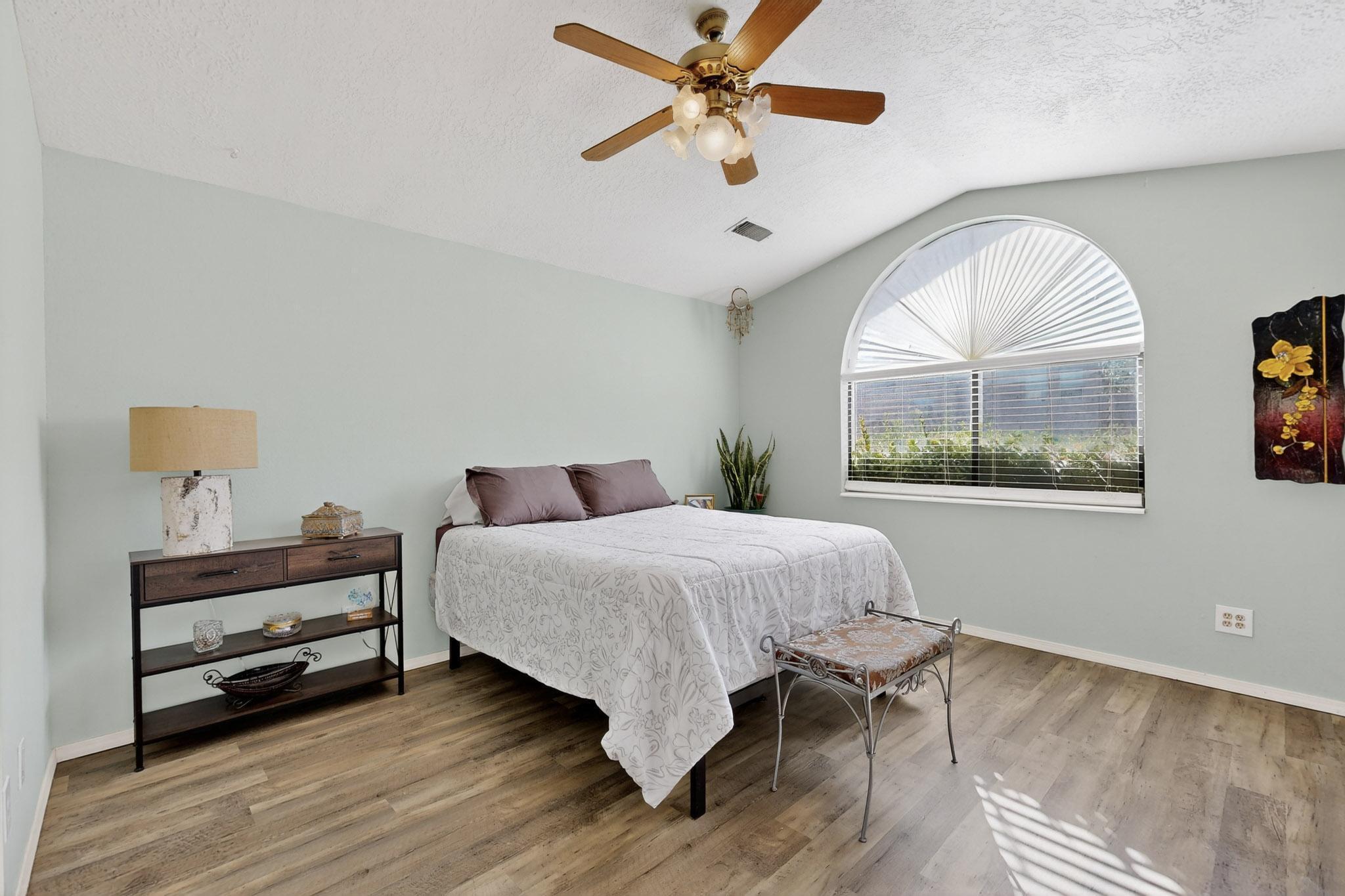 6705 Lamar Avenue NW