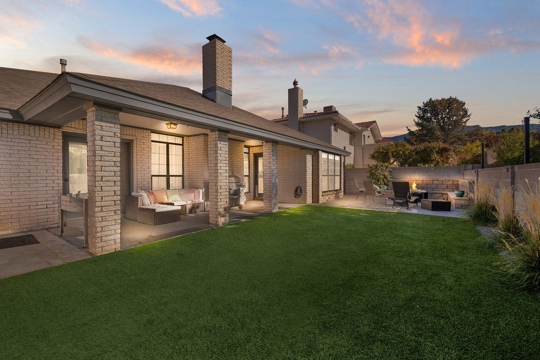 7728 Jacobo Drive NE