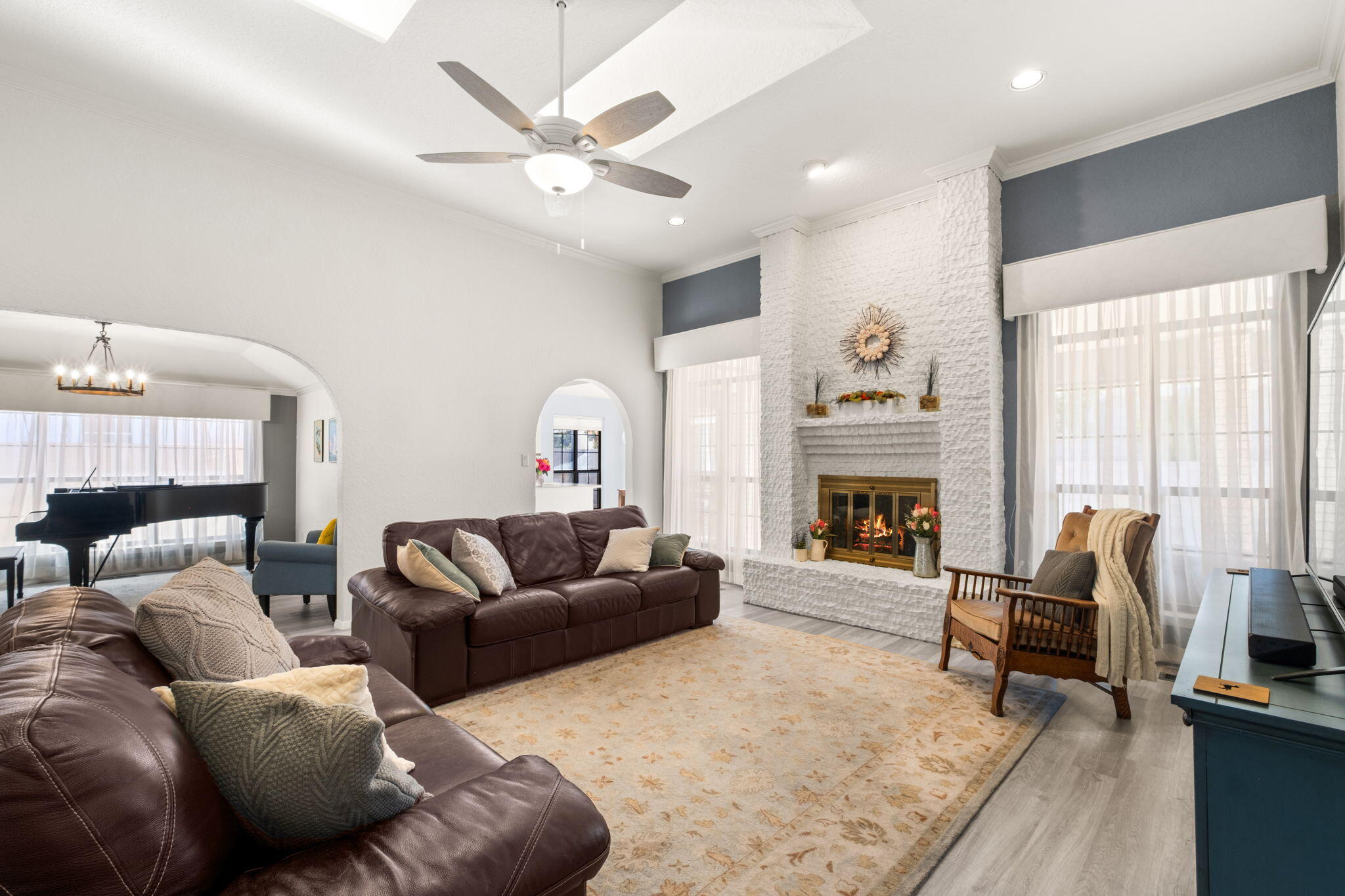 7728 Jacobo Drive NE