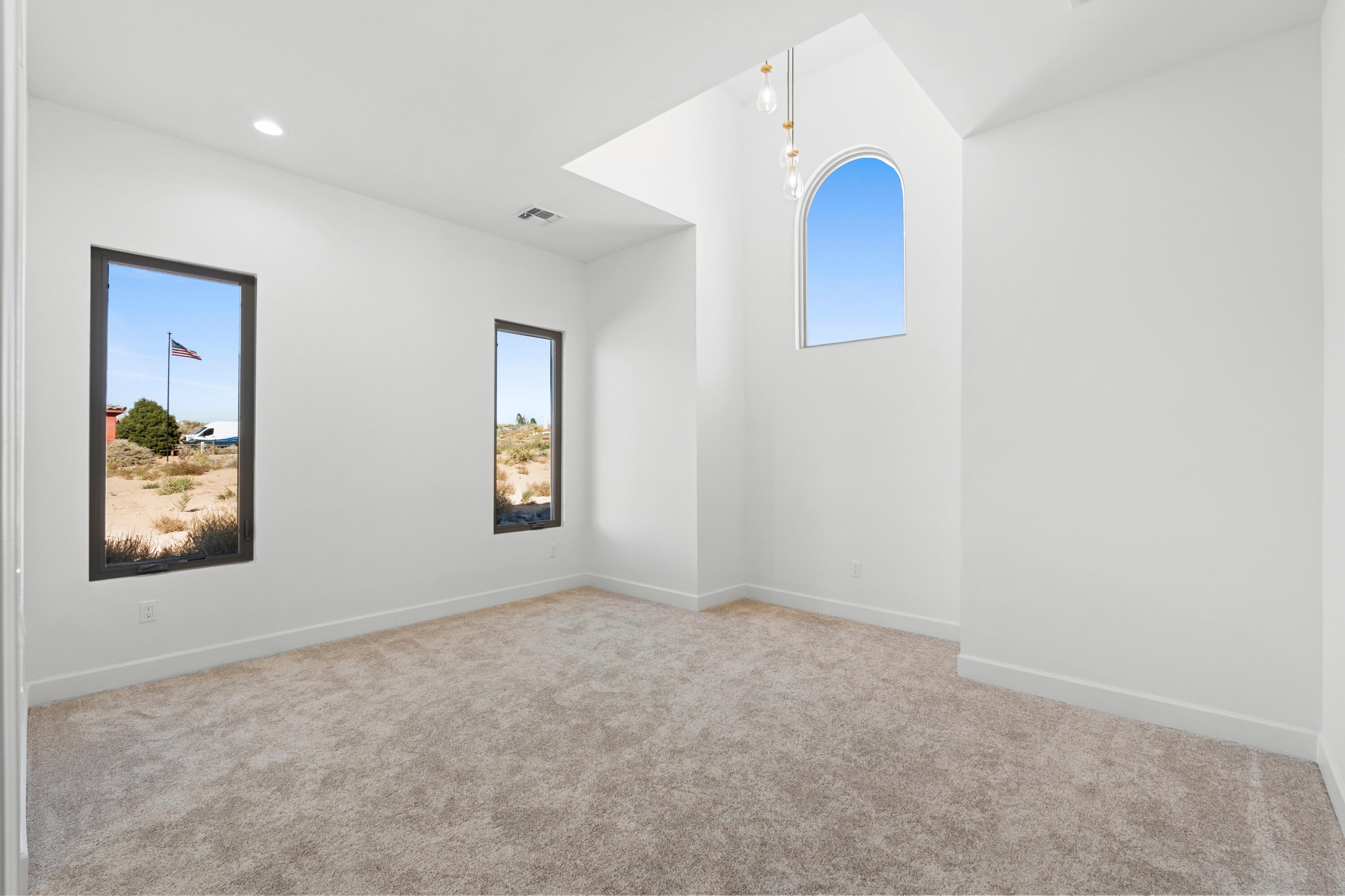 2021 Santa Ana Road NE