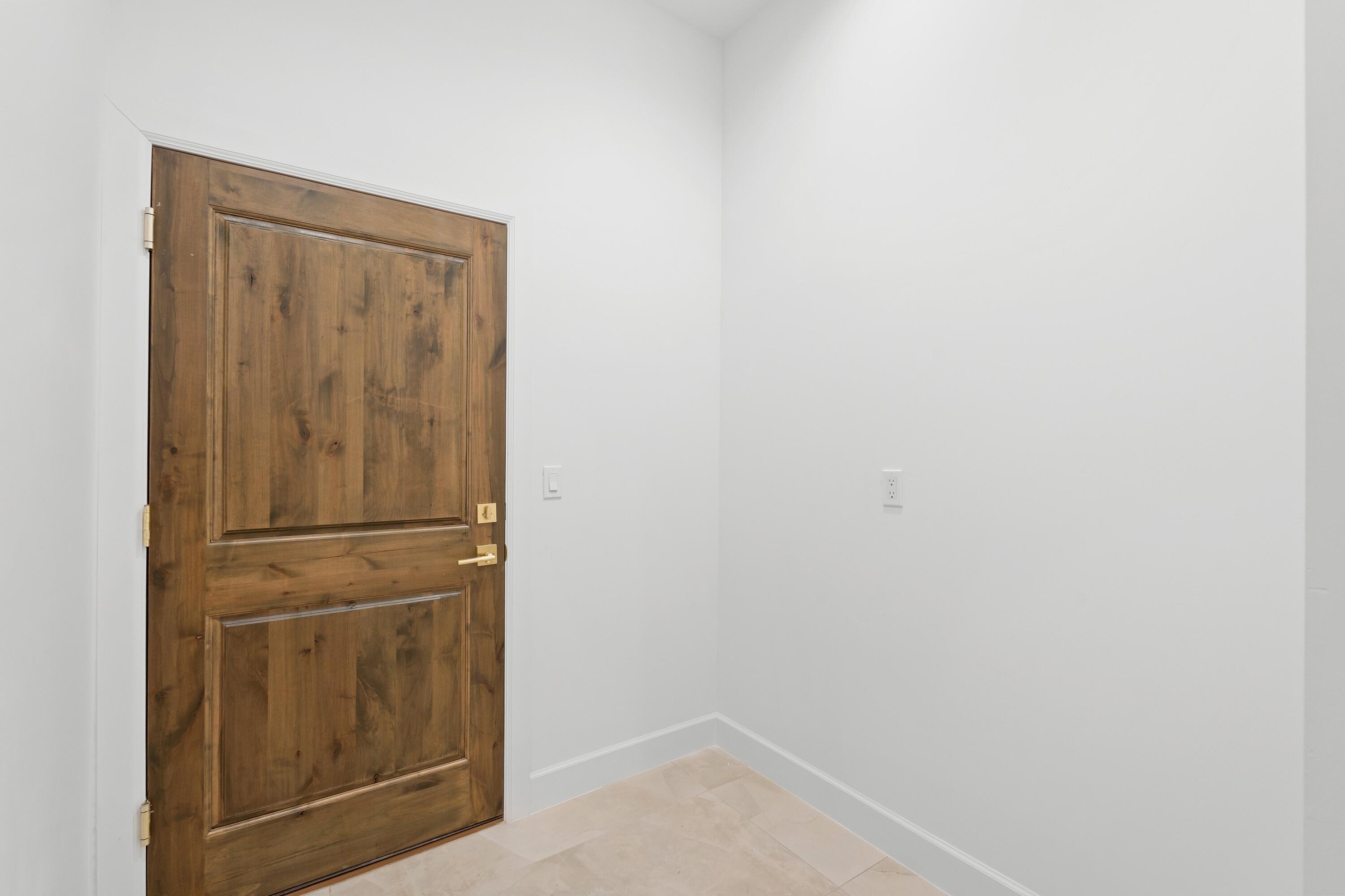 2021 Santa Ana Road NE