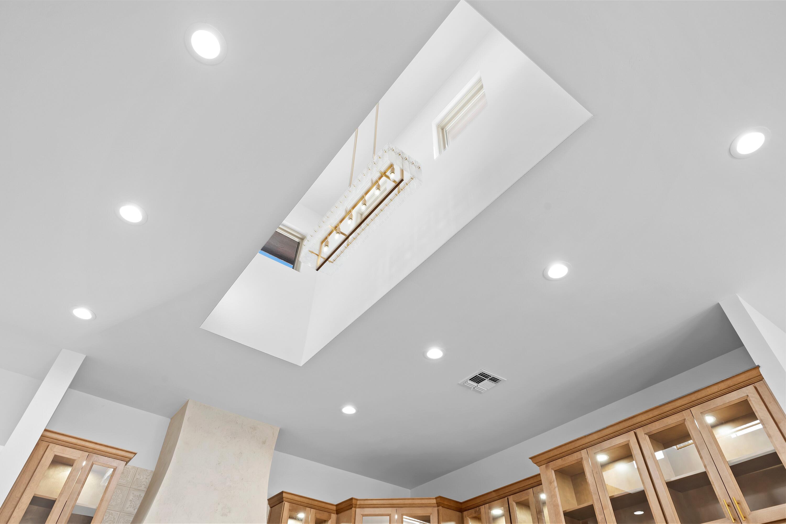 2021 Santa Ana Road NE