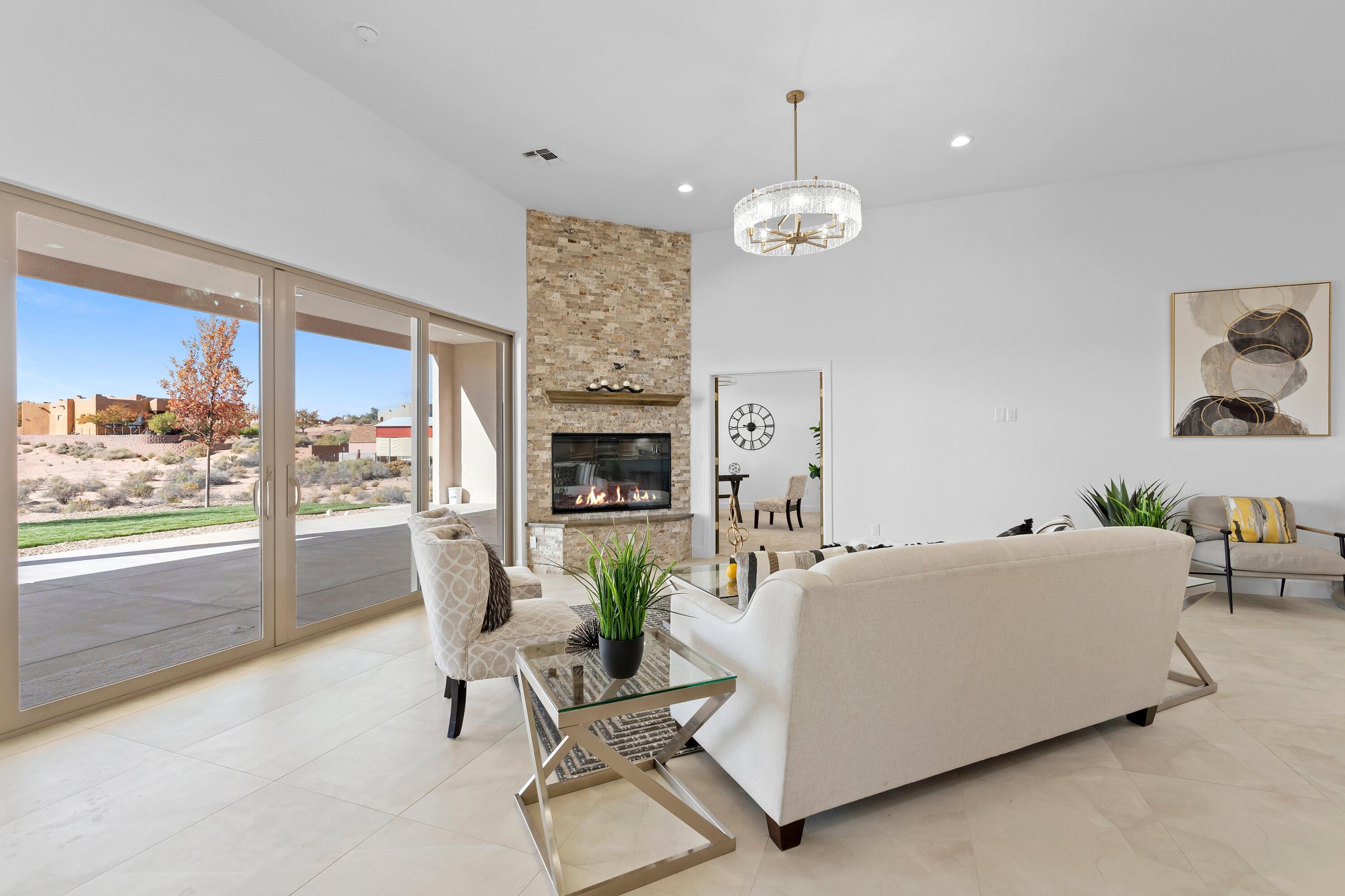 2021 Santa Ana Road NE