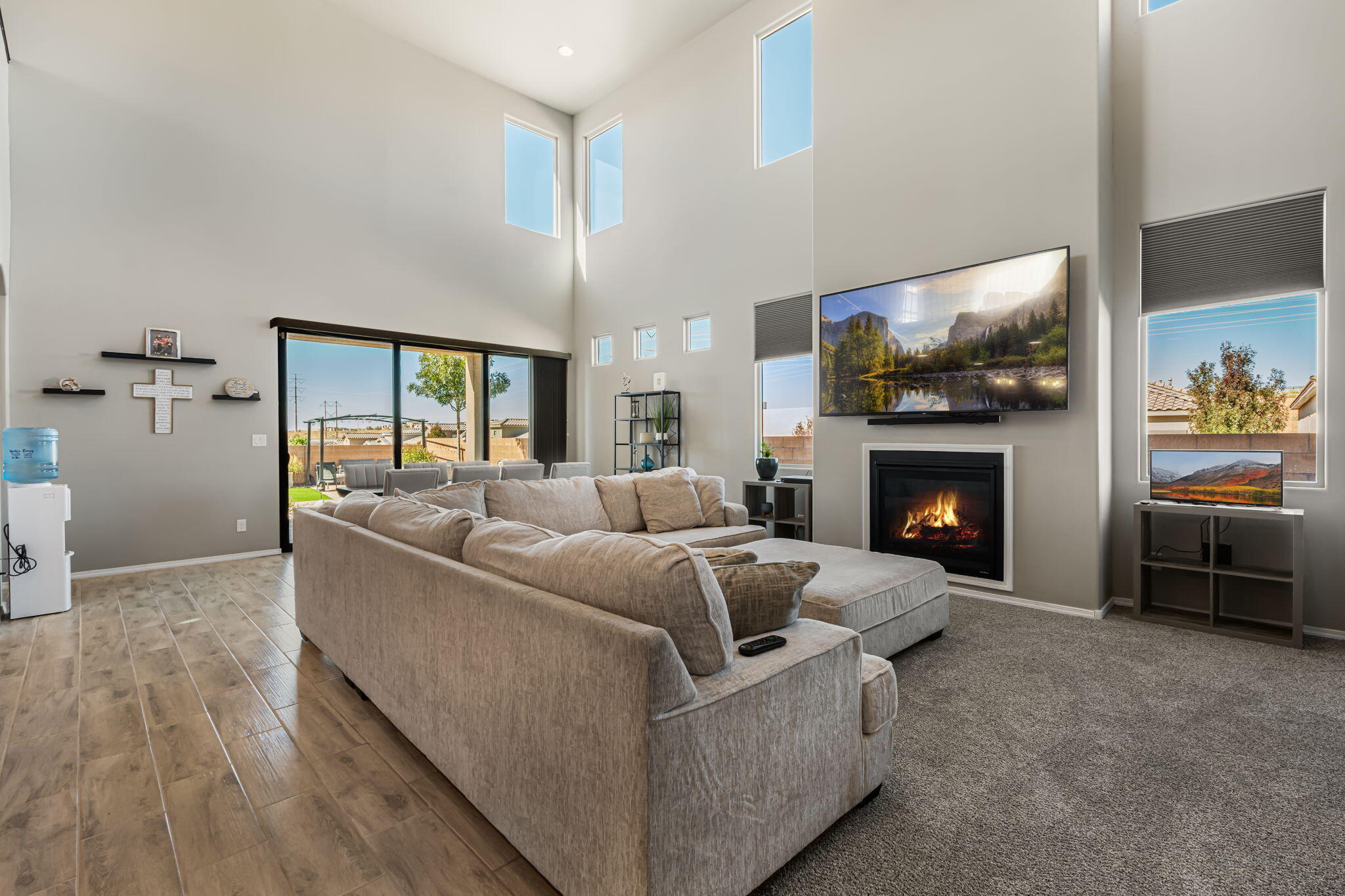 7002 Crystal Drive NE