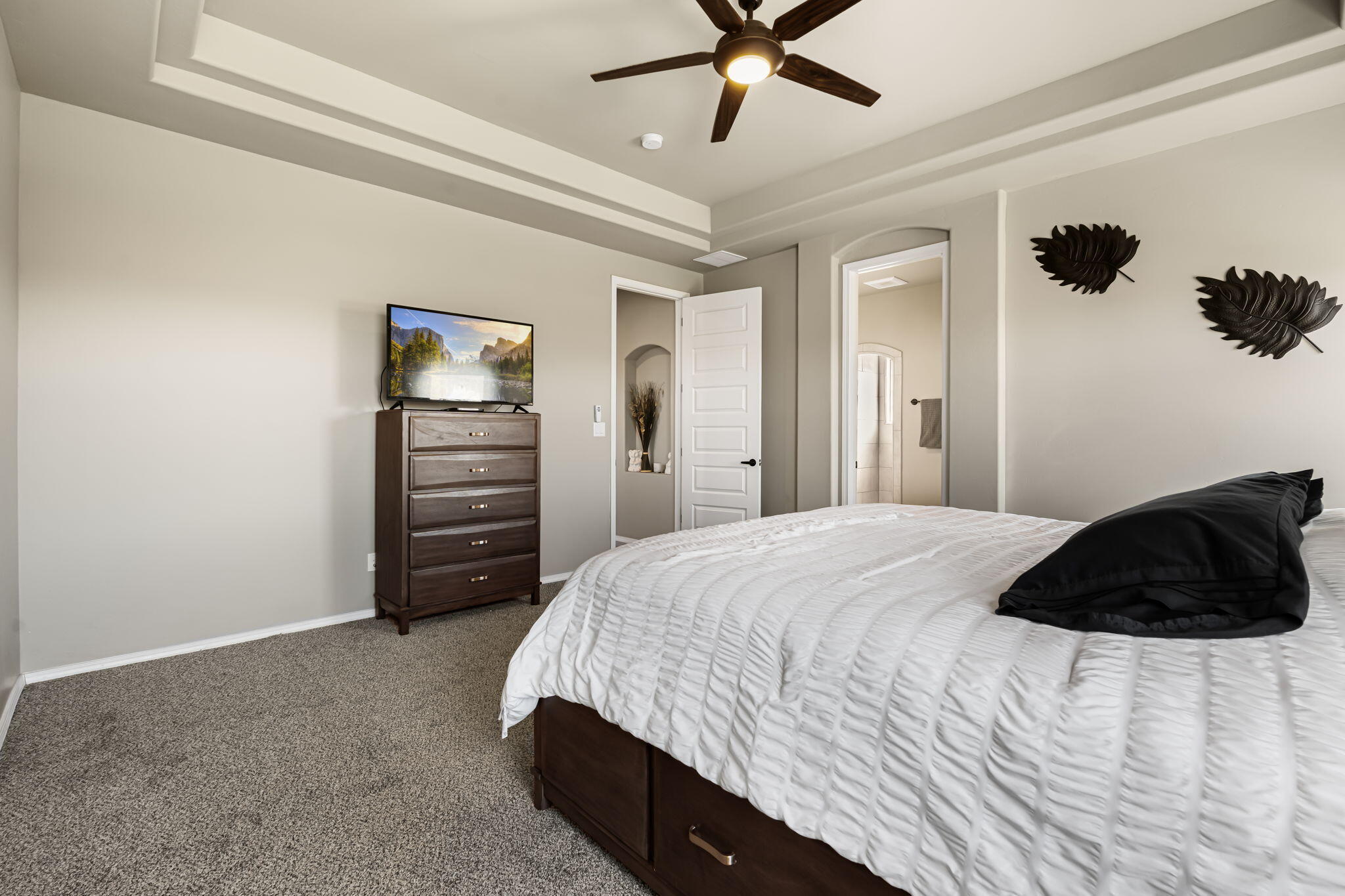 7002 Crystal Drive NE