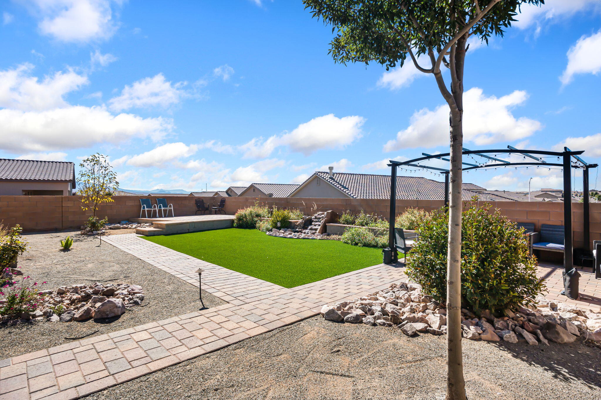 7002 Crystal Drive NE