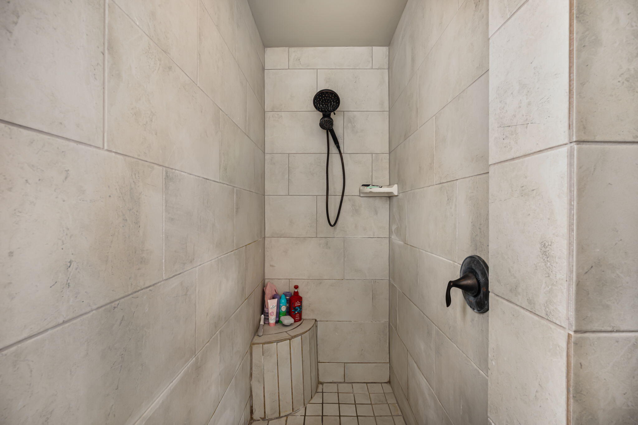 7002 Crystal Drive NE