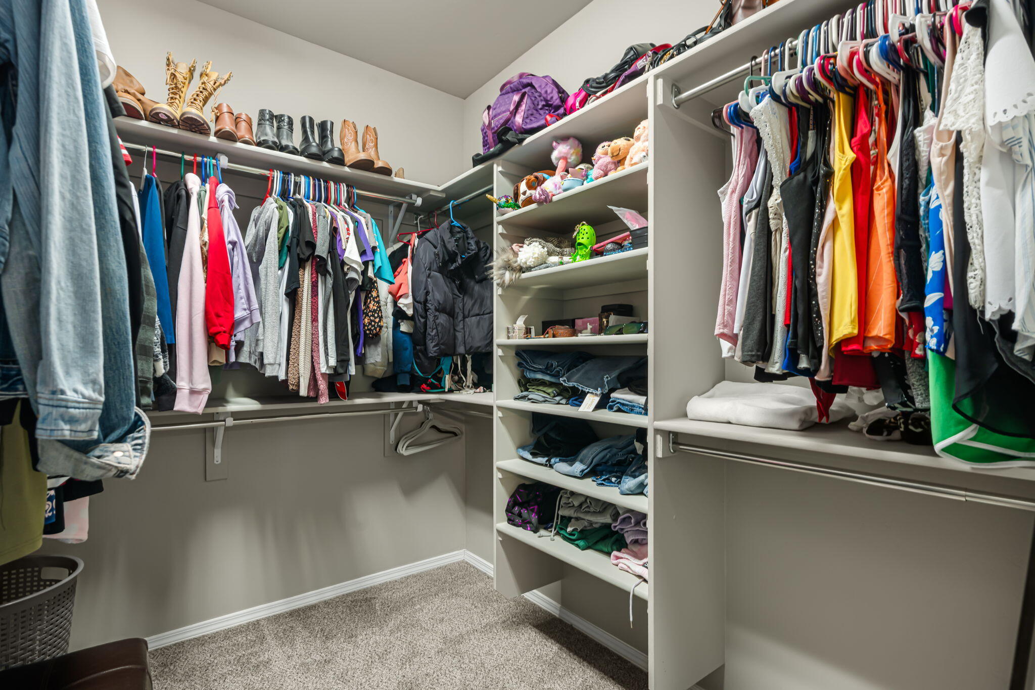 7002 Crystal Drive NE