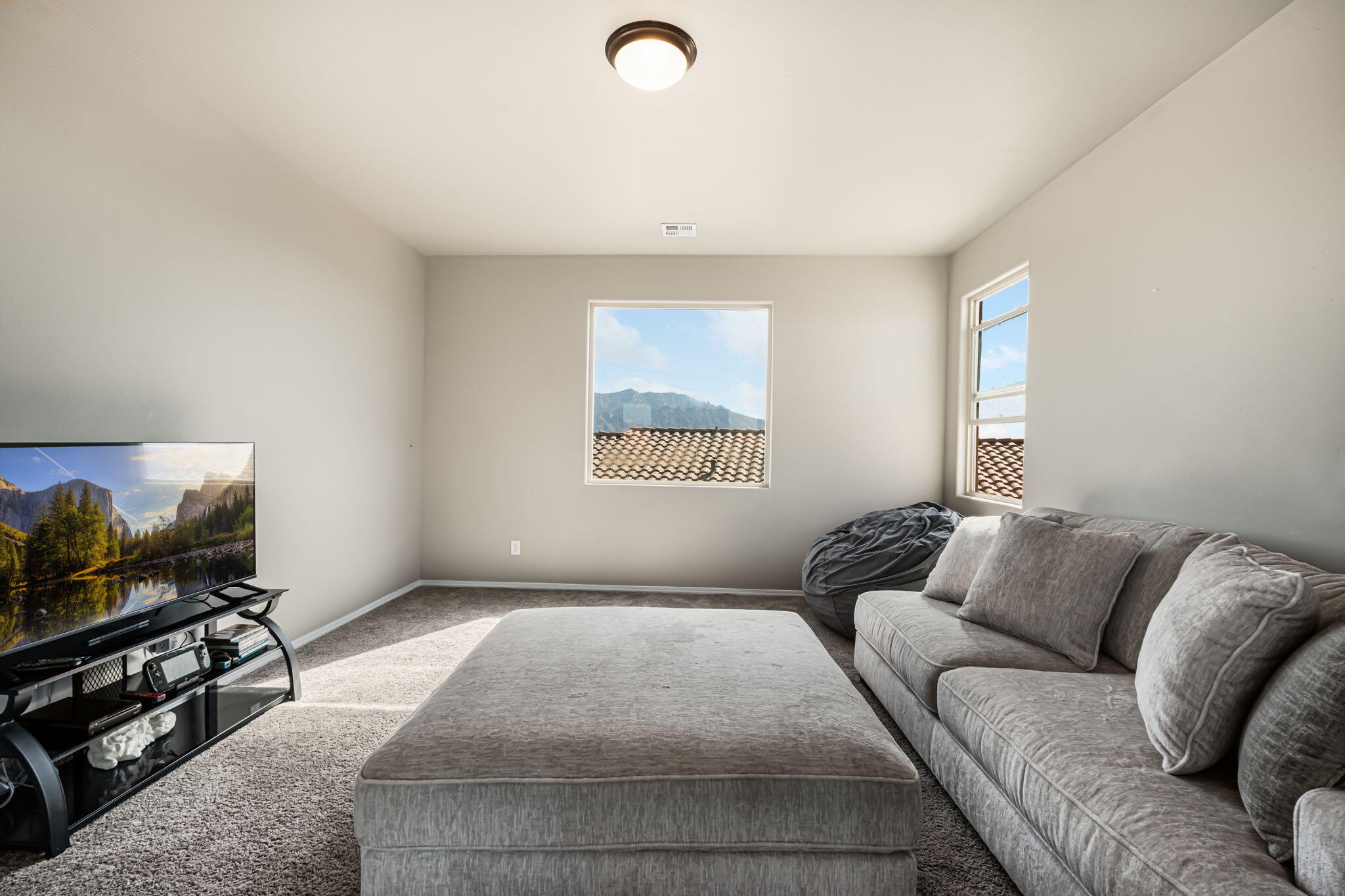 7002 Crystal Drive NE