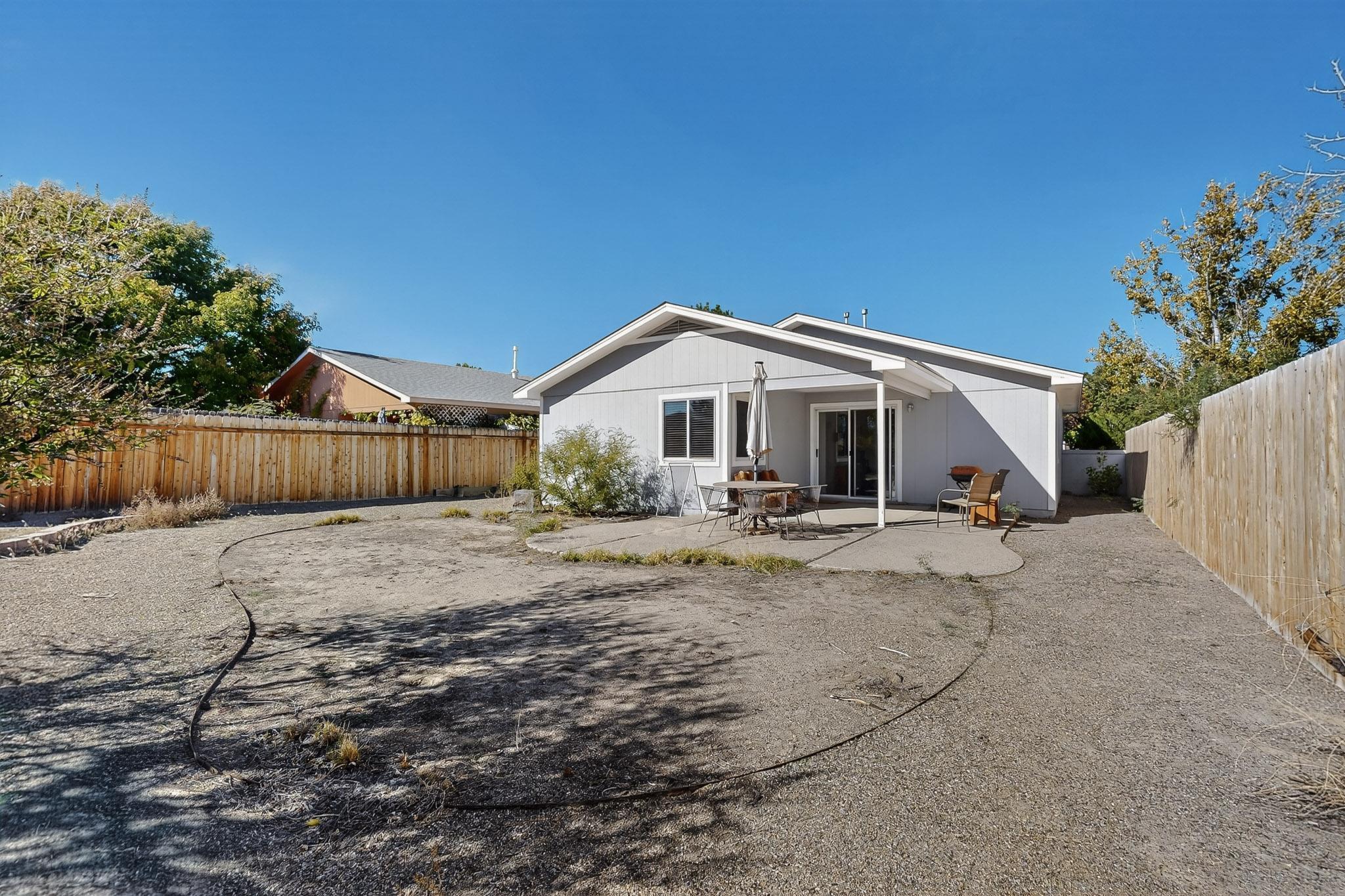 924 Perry Meadows Drive NE