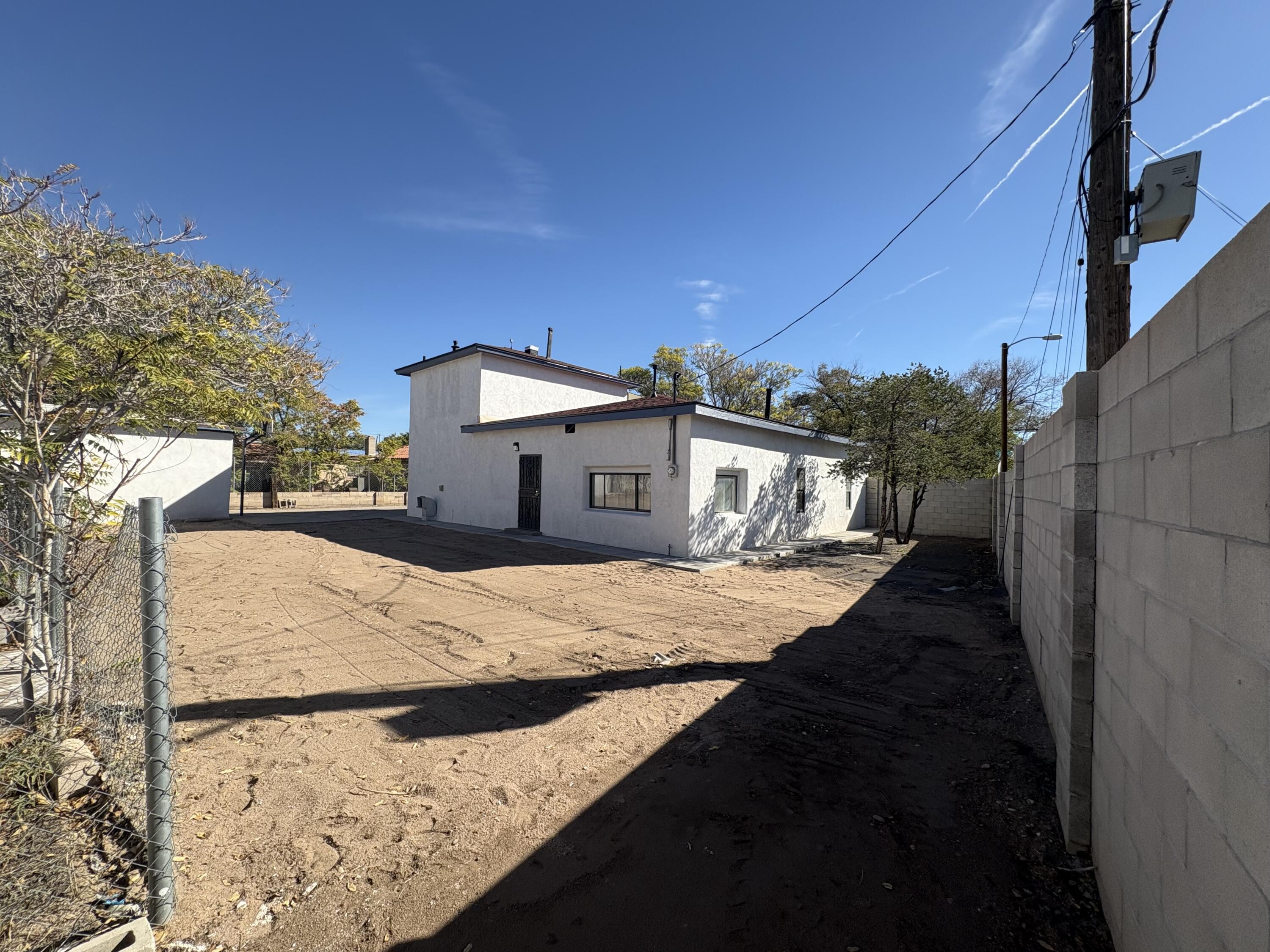 1151 Tapia Boulevard SW