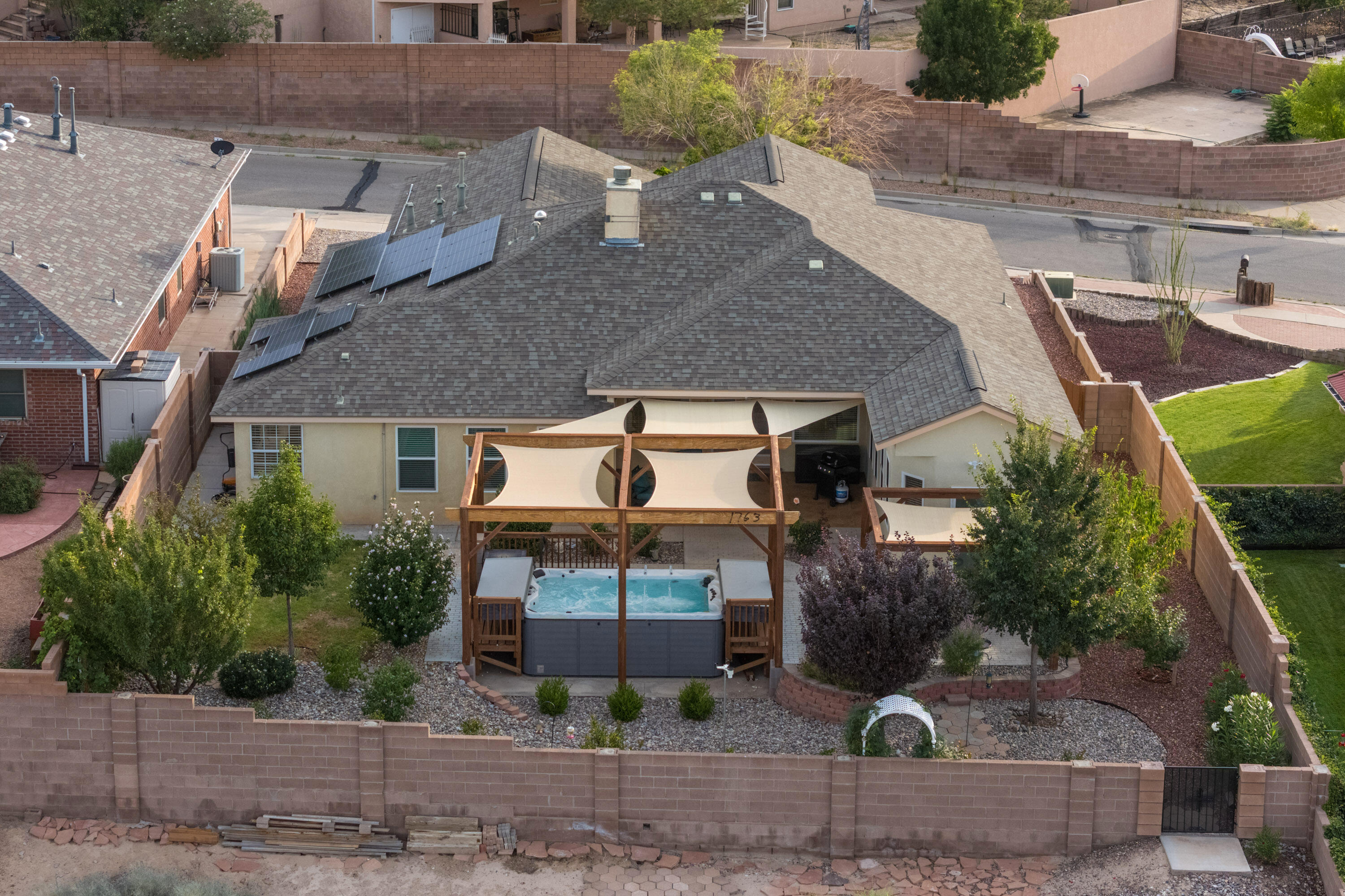 10120 SIERRA HILL Drive NW