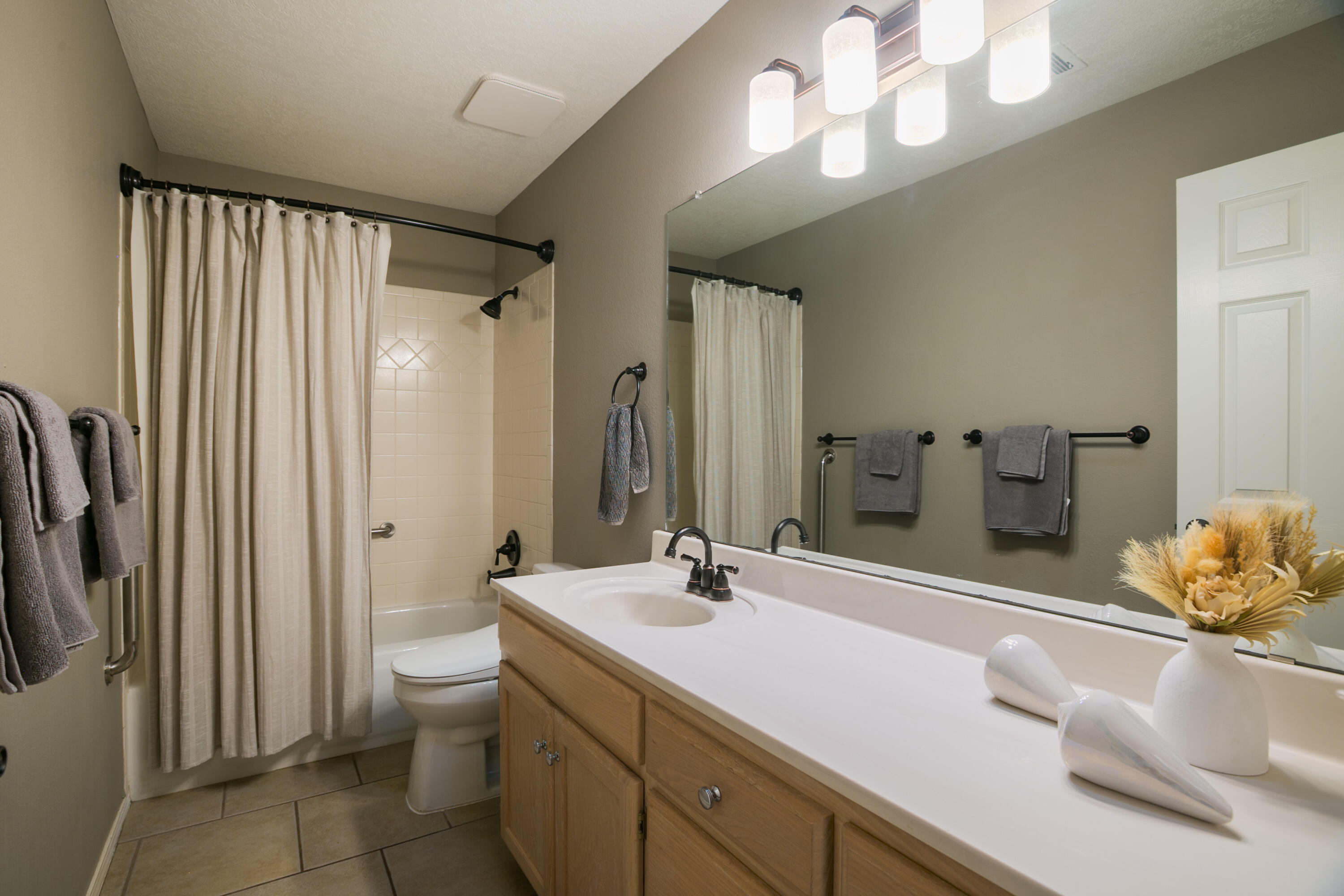 10120 SIERRA HILL Drive NW