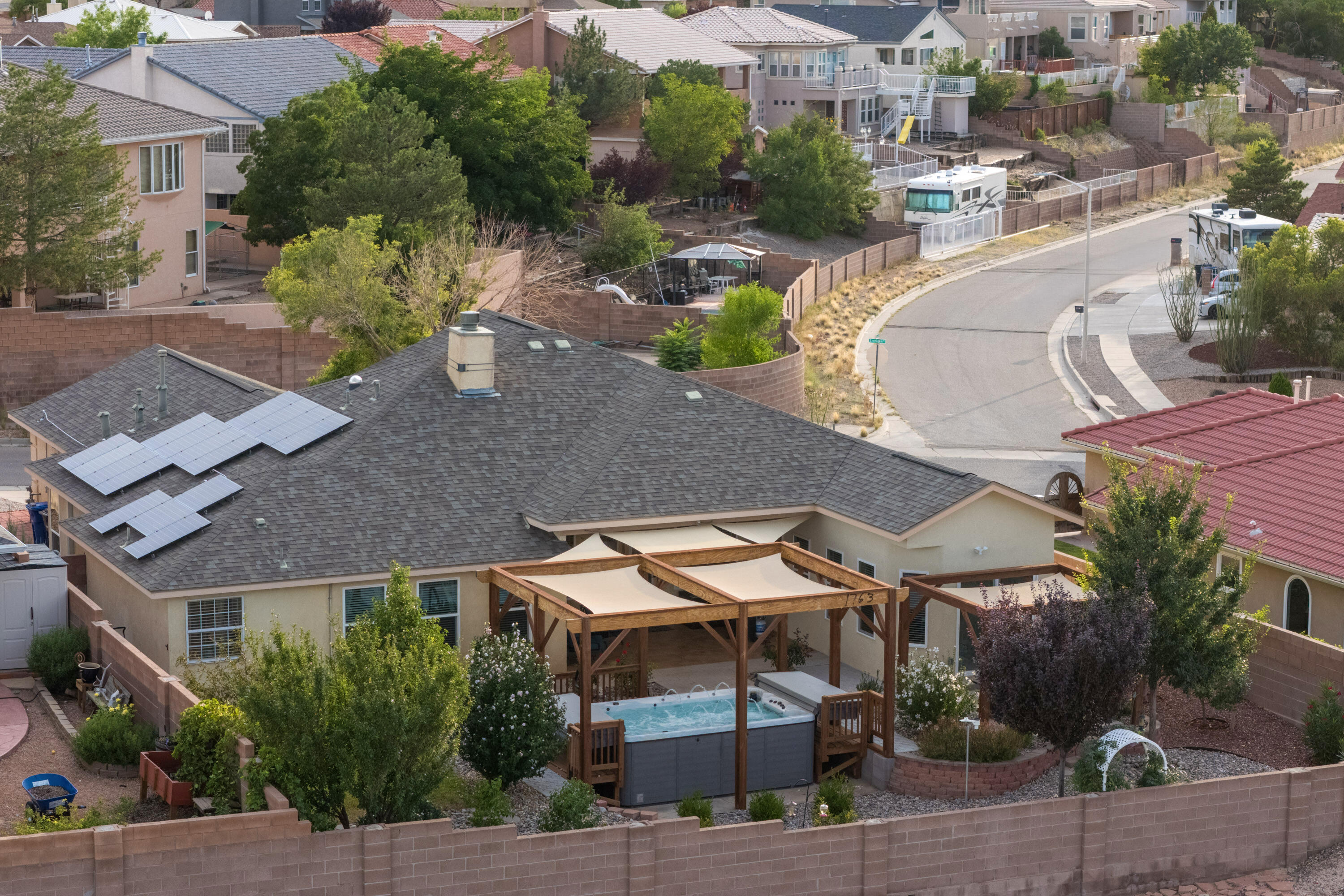 10120 SIERRA HILL Drive NW