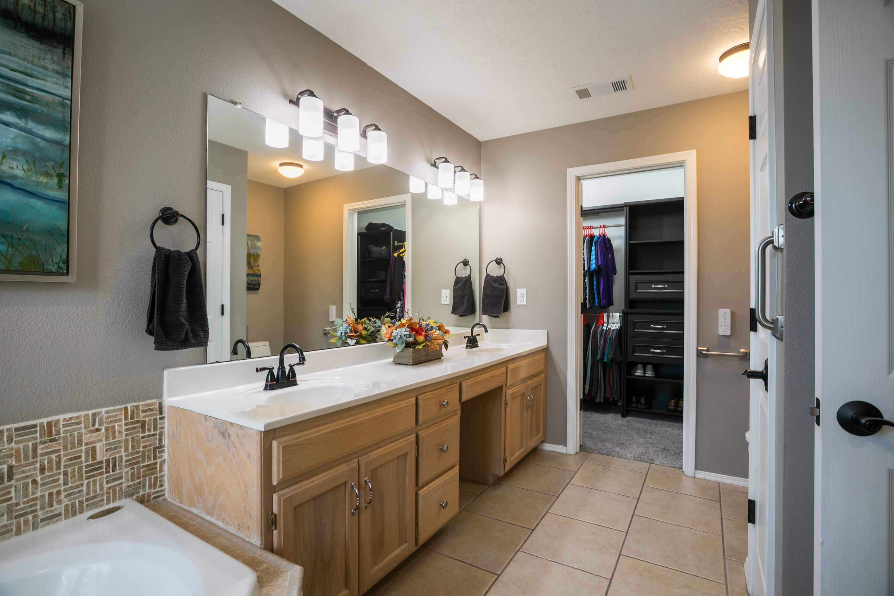 10120 SIERRA HILL Drive NW