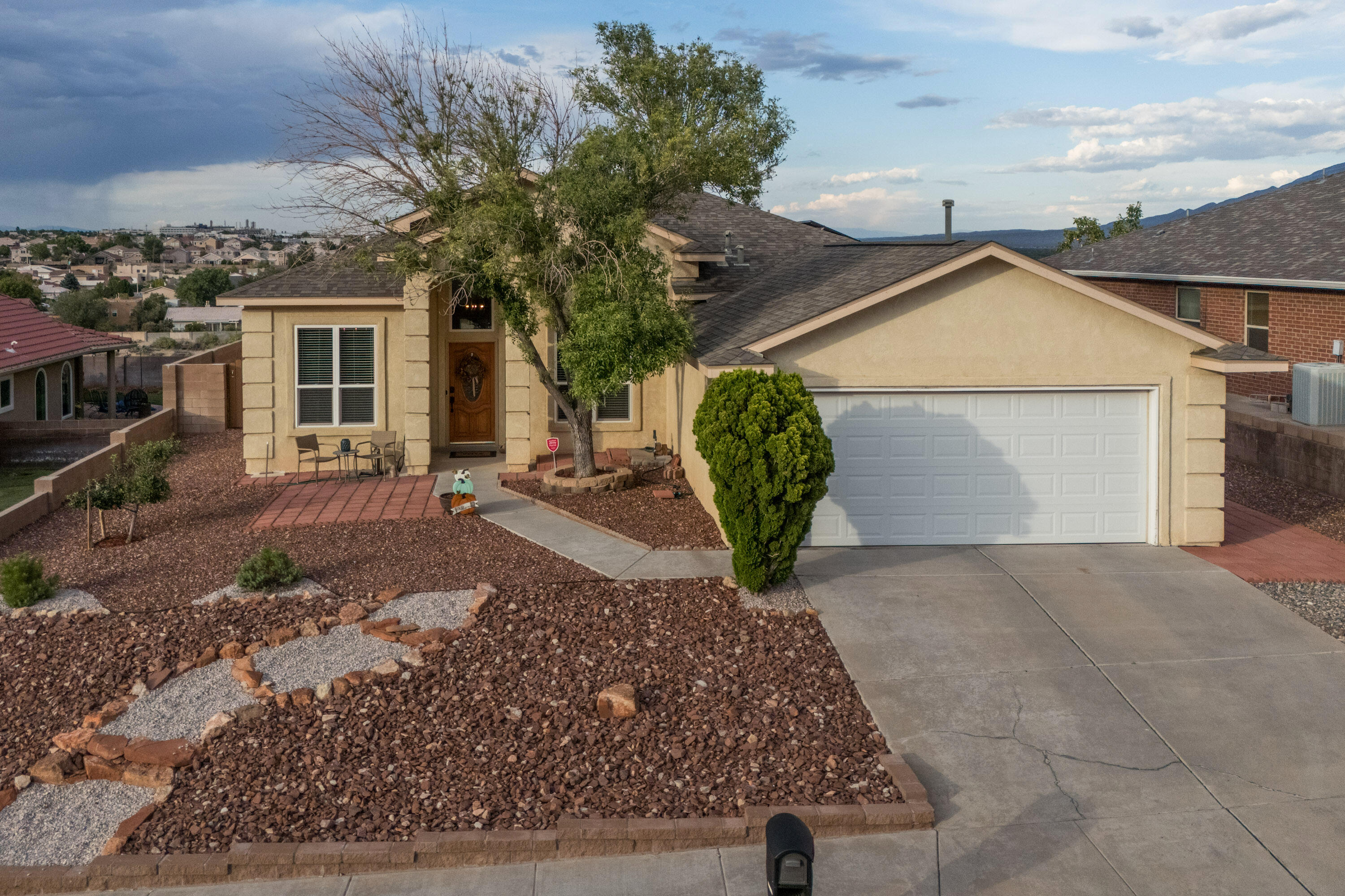 10120 SIERRA HILL Drive NW