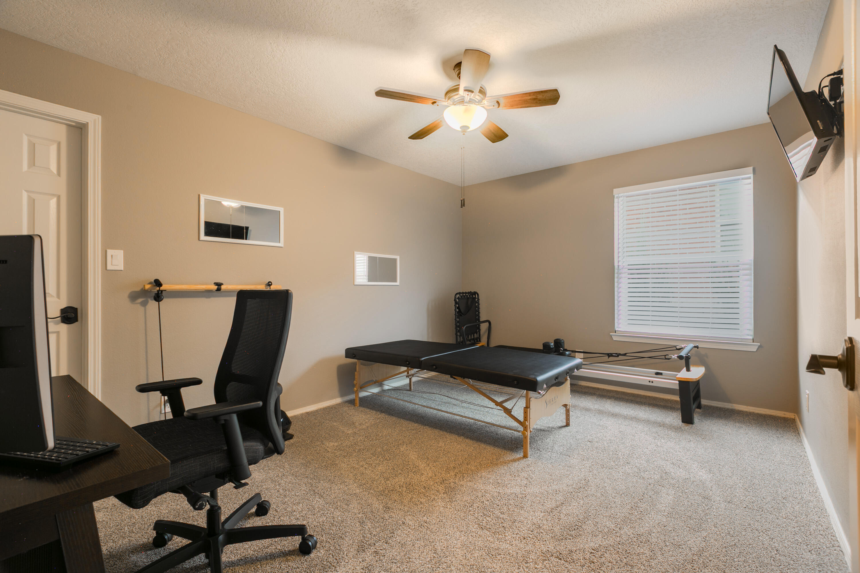 10120 SIERRA HILL Drive NW