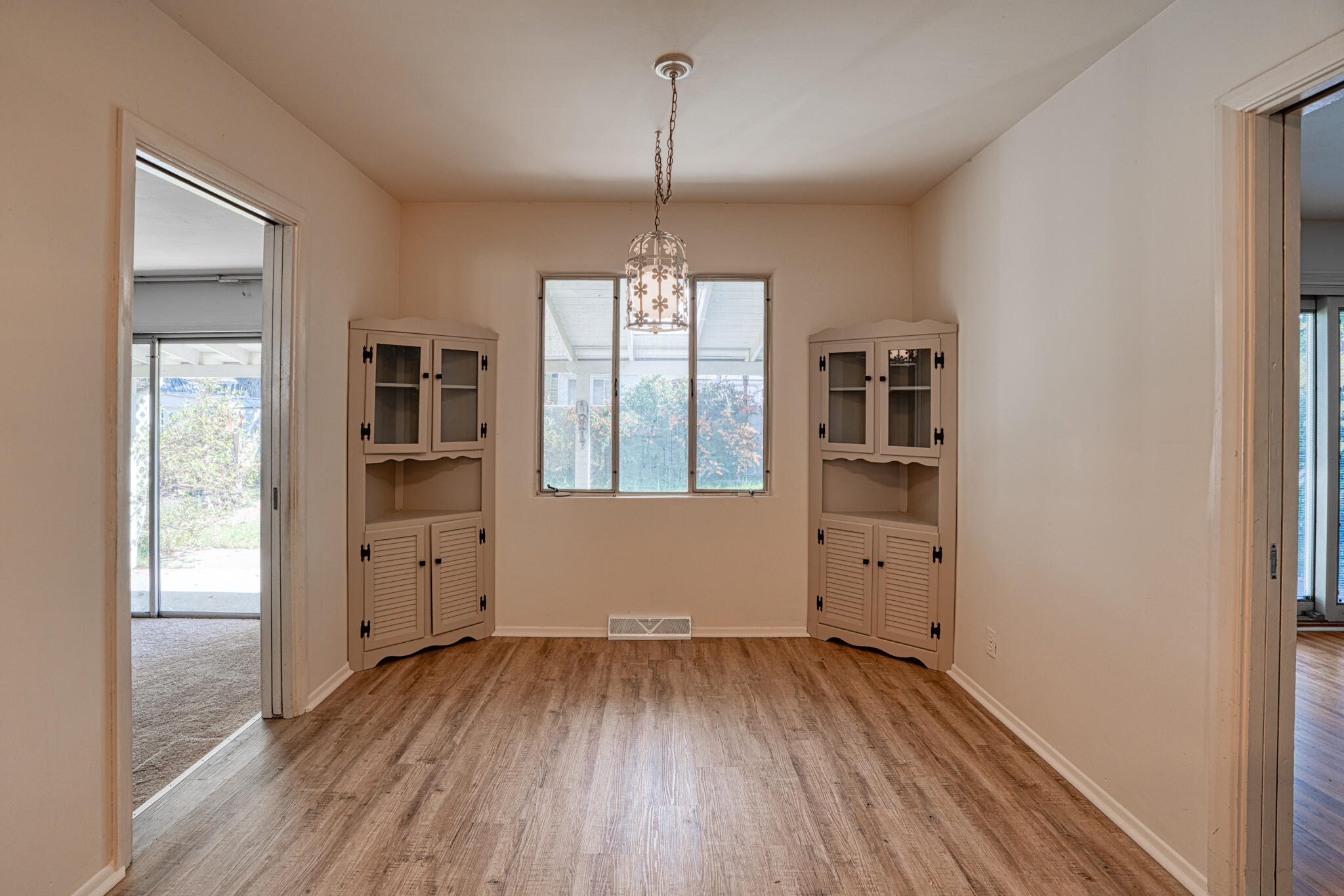 3430 Dakota Street NE