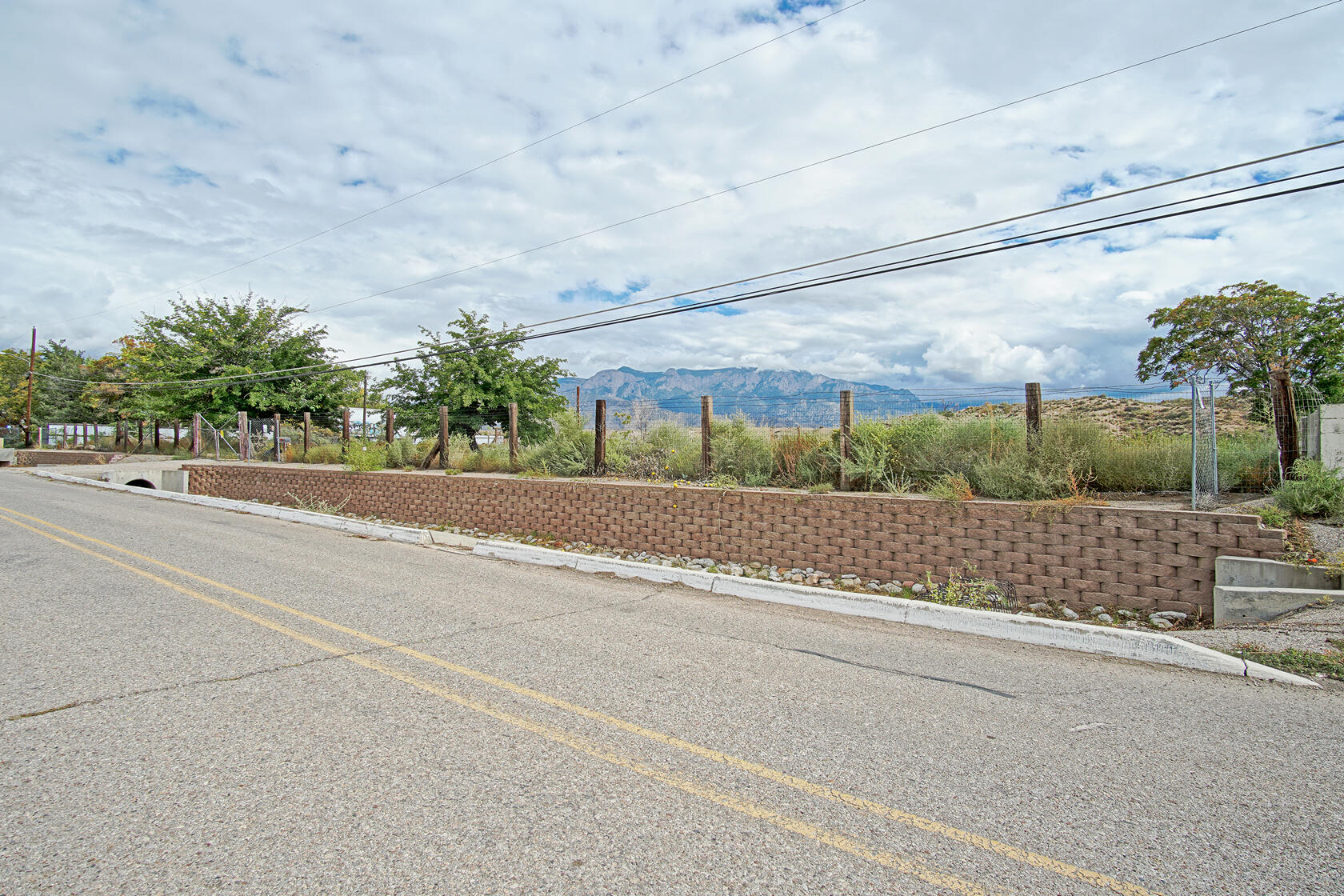 10930 Edith Boulevard NE # 2B