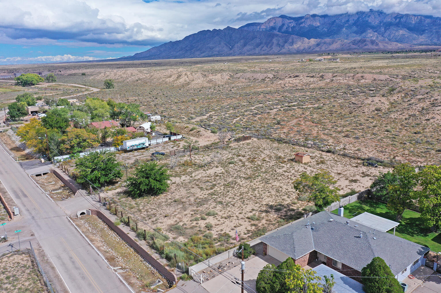 10930 Edith Boulevard NE # 2B